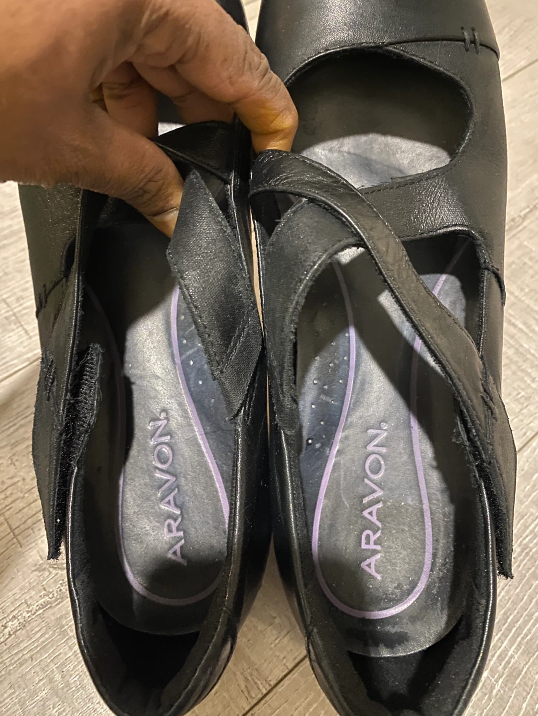 Aravon Black Leather Mary Jane Shoes Size 8.5 - photo 3