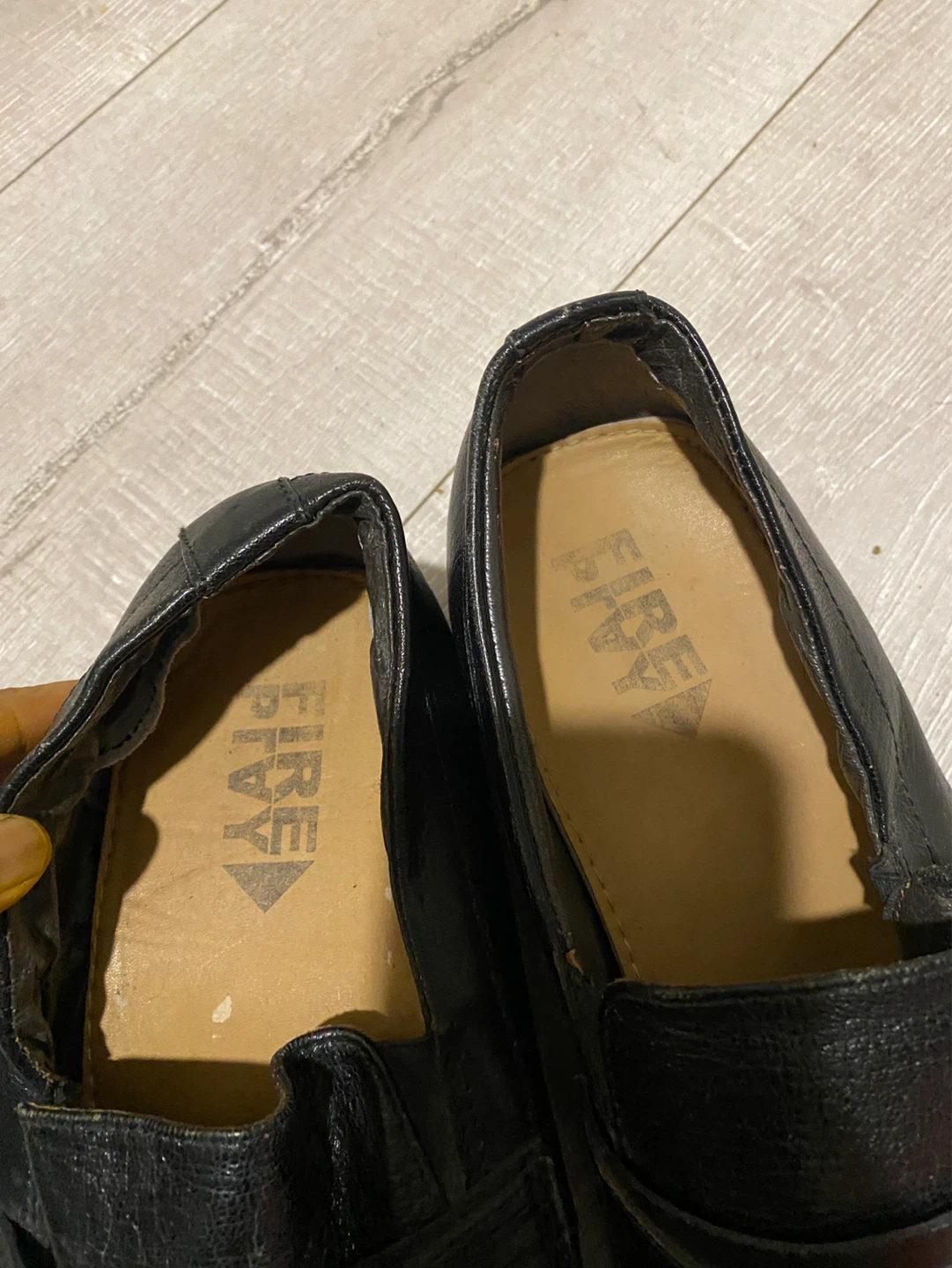 Firefly Black Leather Loafers Size 44 - photo 3