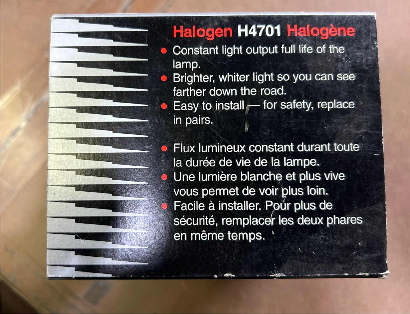 Philips Halogen H4701 Headlight Bulb - photo 3