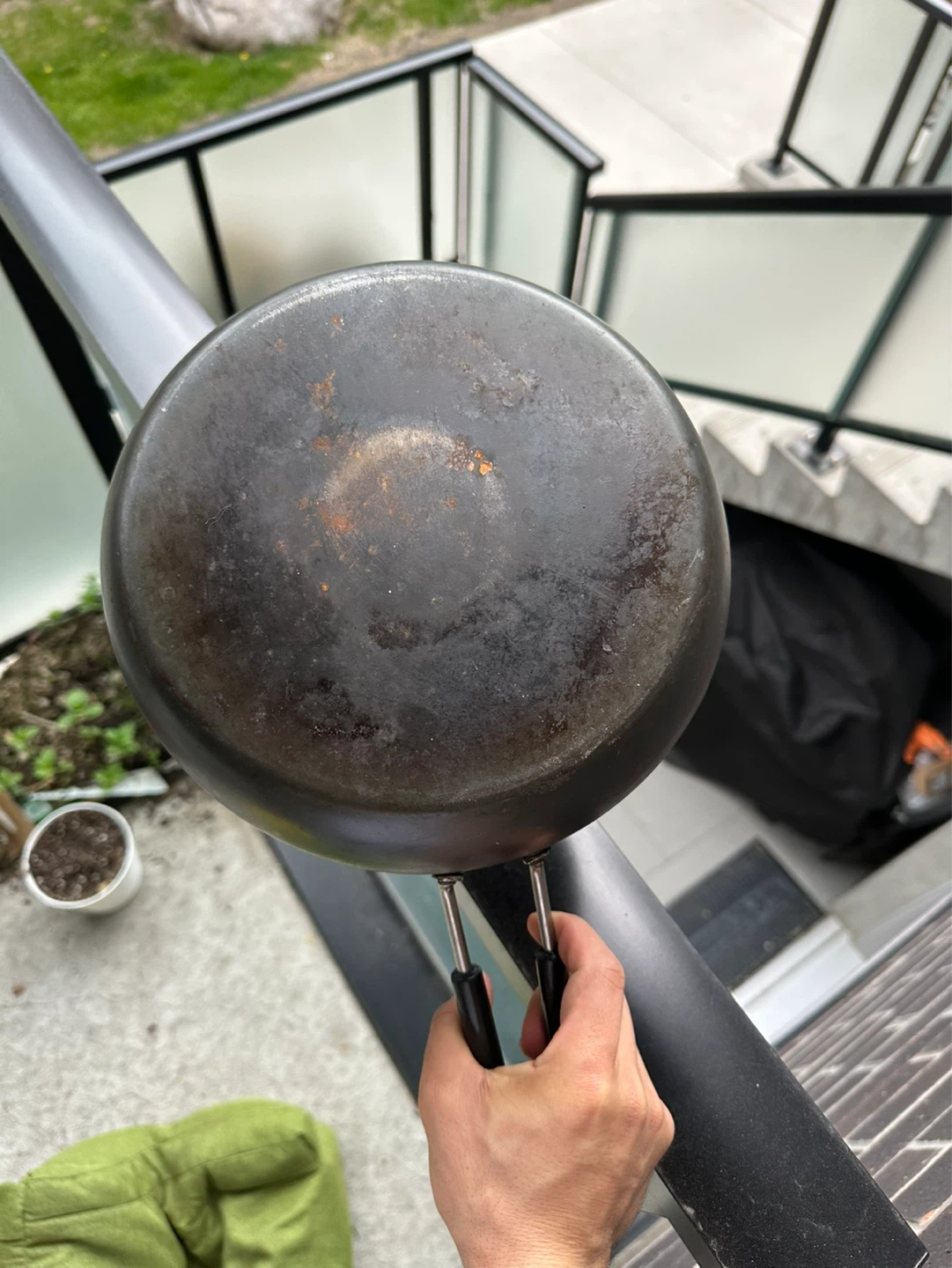 Saucepan with Black Handle - photo 2