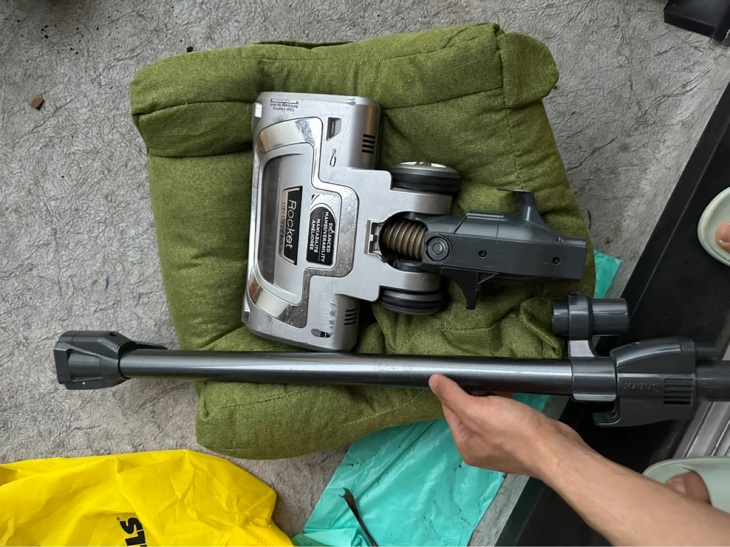 Shark Rocket Handheld Vacuum Cleaner - photo 5