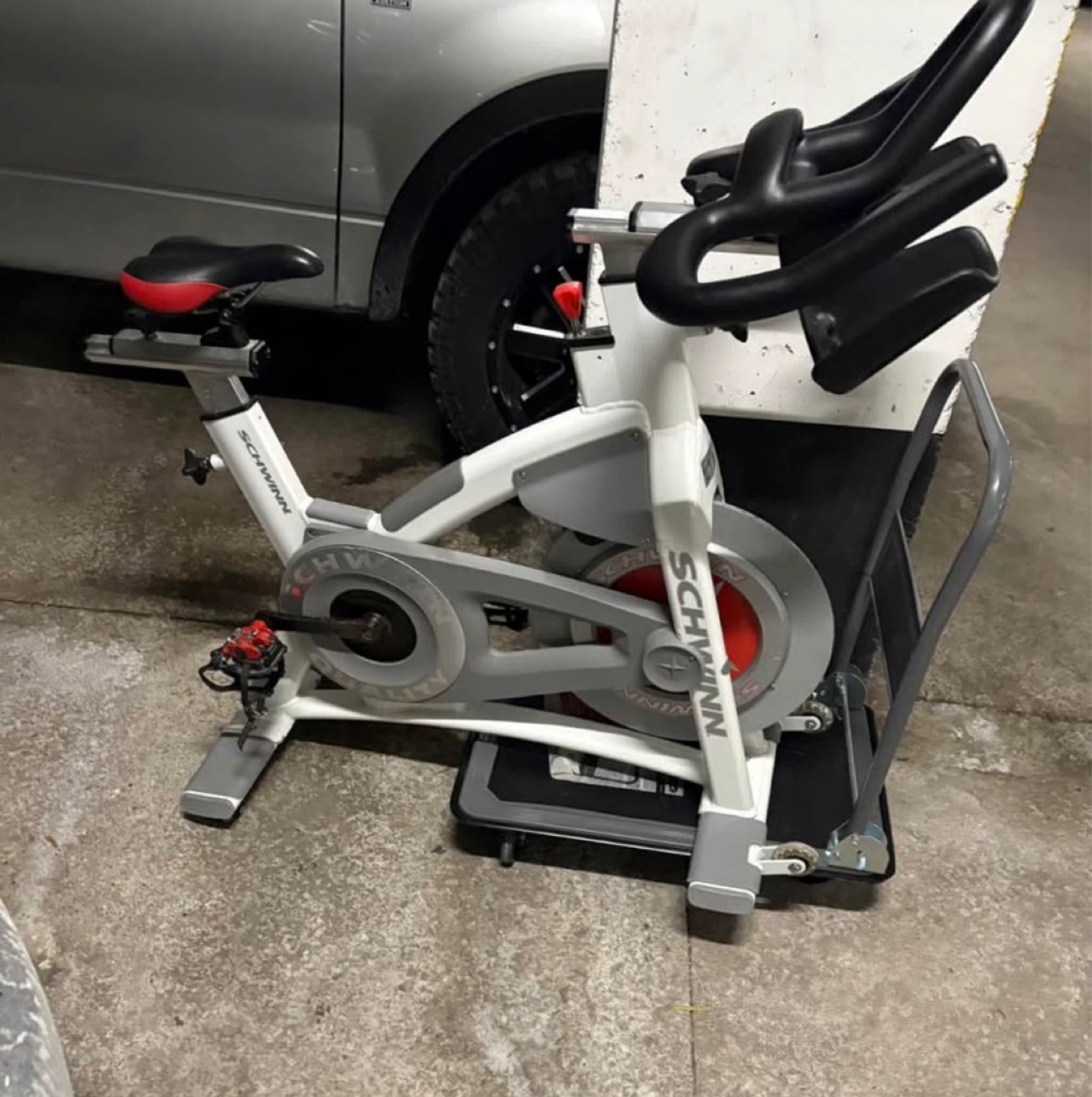 Schwinn AC Performance w/ Carbon Blue Belt Spin Bike