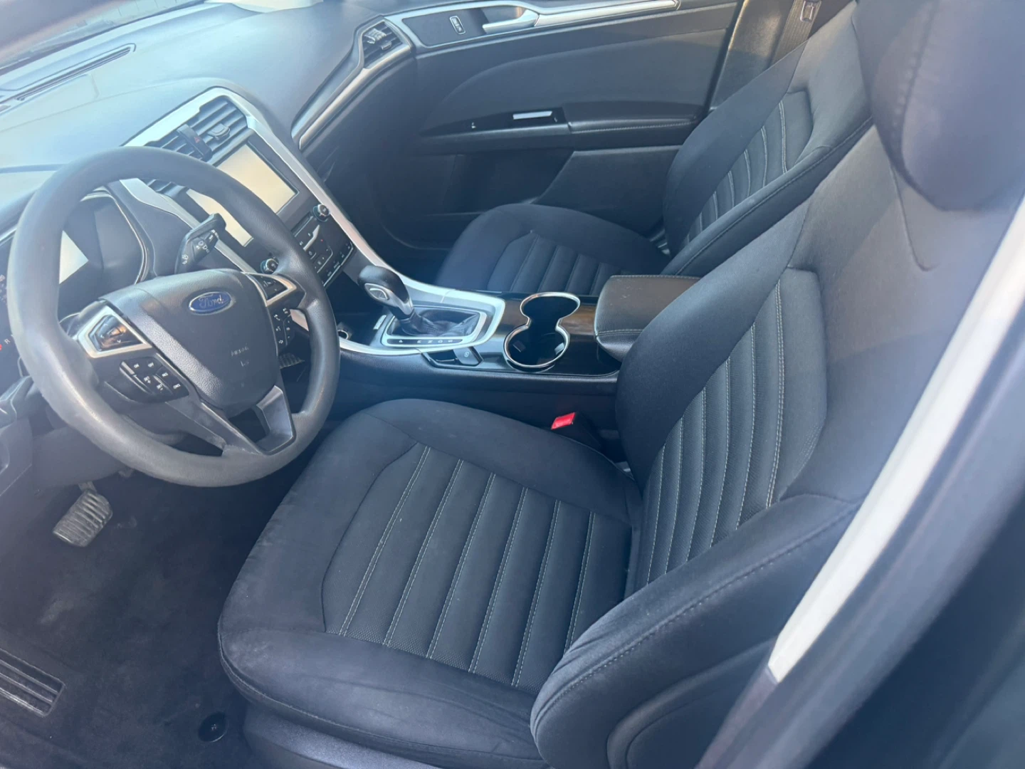 2014 Ford Fusion Sedan - photo 4