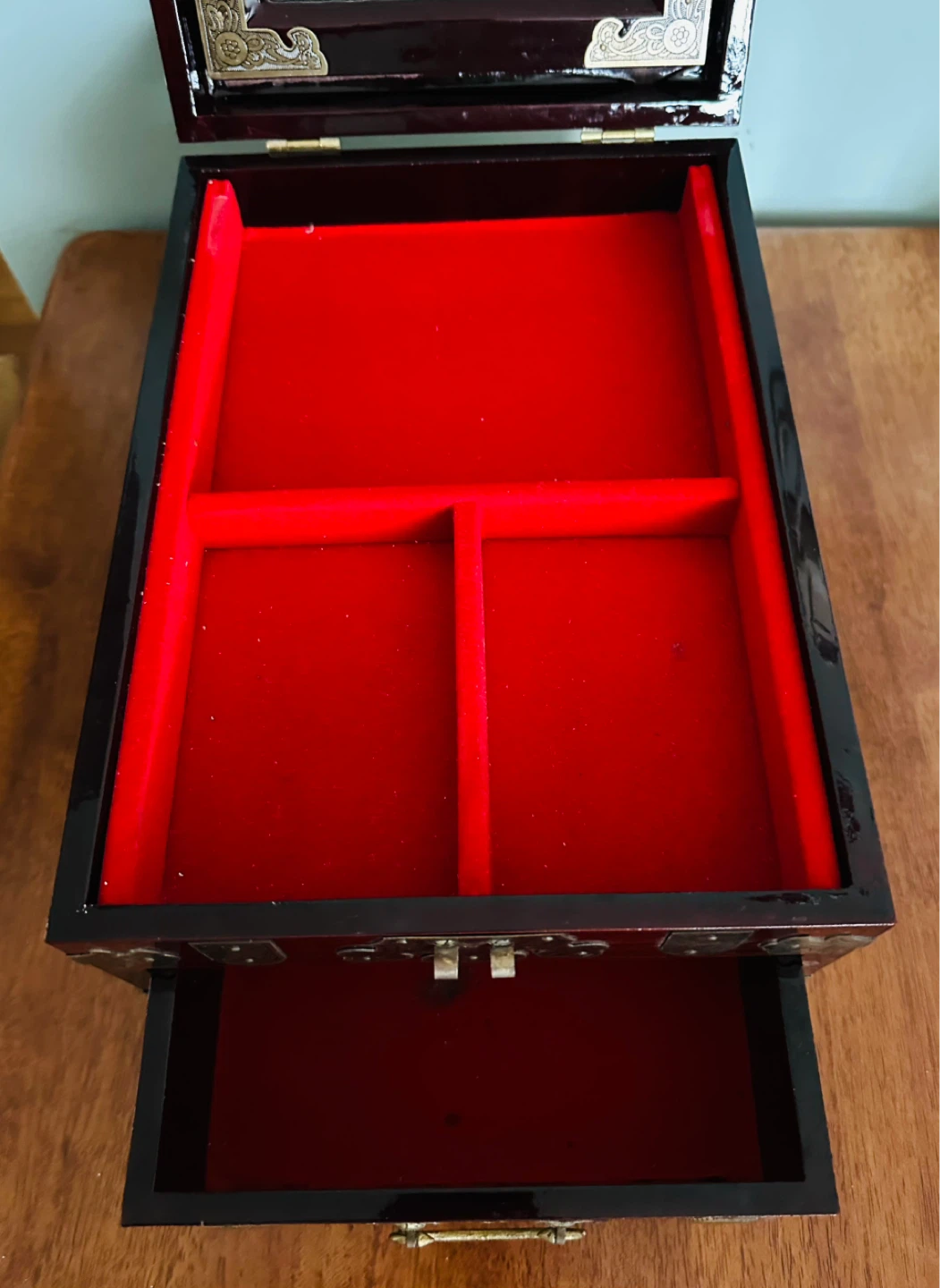 Vintage Korean Jewelry Box with Mirror and Drawer - photo 5
