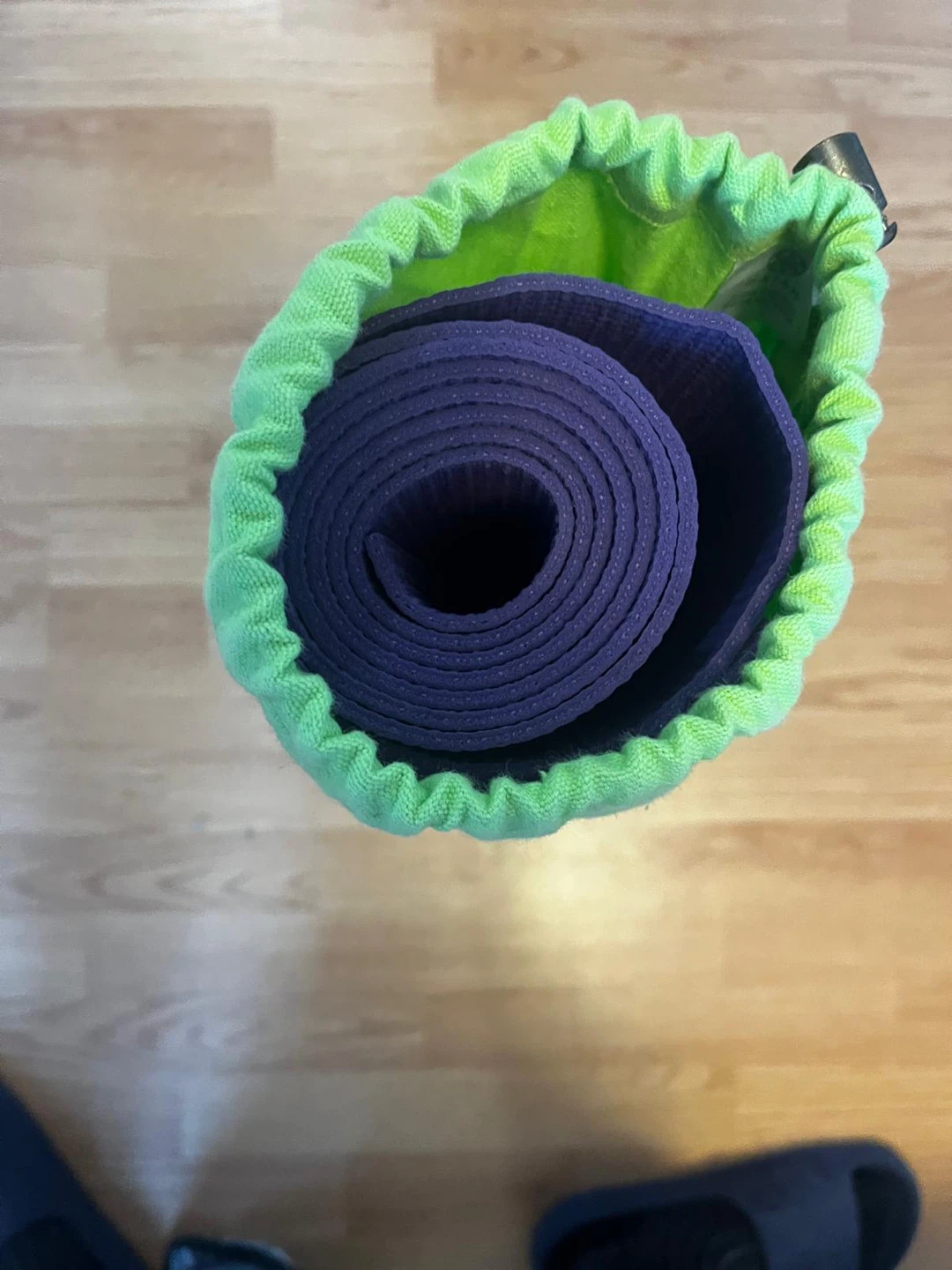 Purple Yoga Mat with Green Embroidered Bag 172 CM