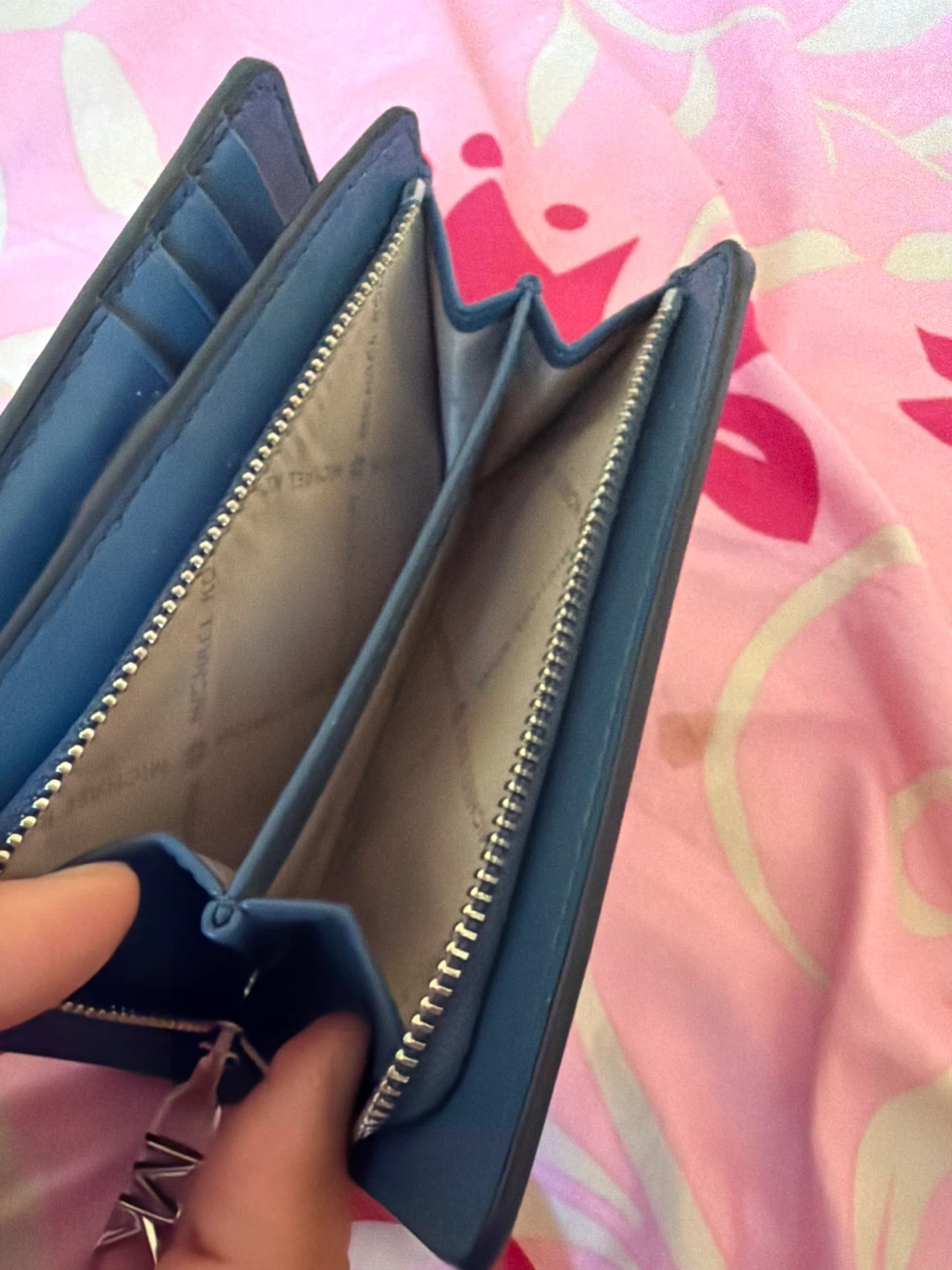 Michael Kors Blue Leather Bifold Wallet - photo 3