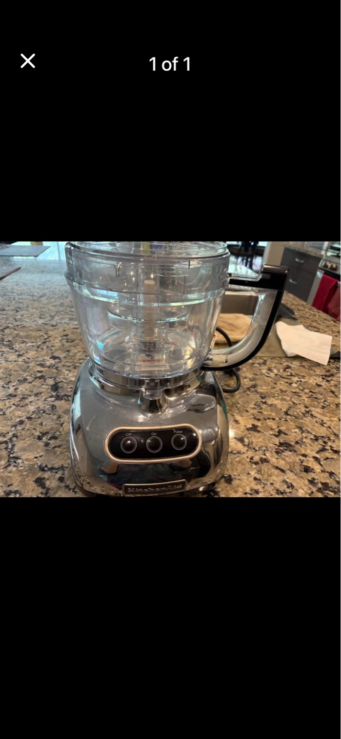 KitchenAid Food Processor comes with all accessories