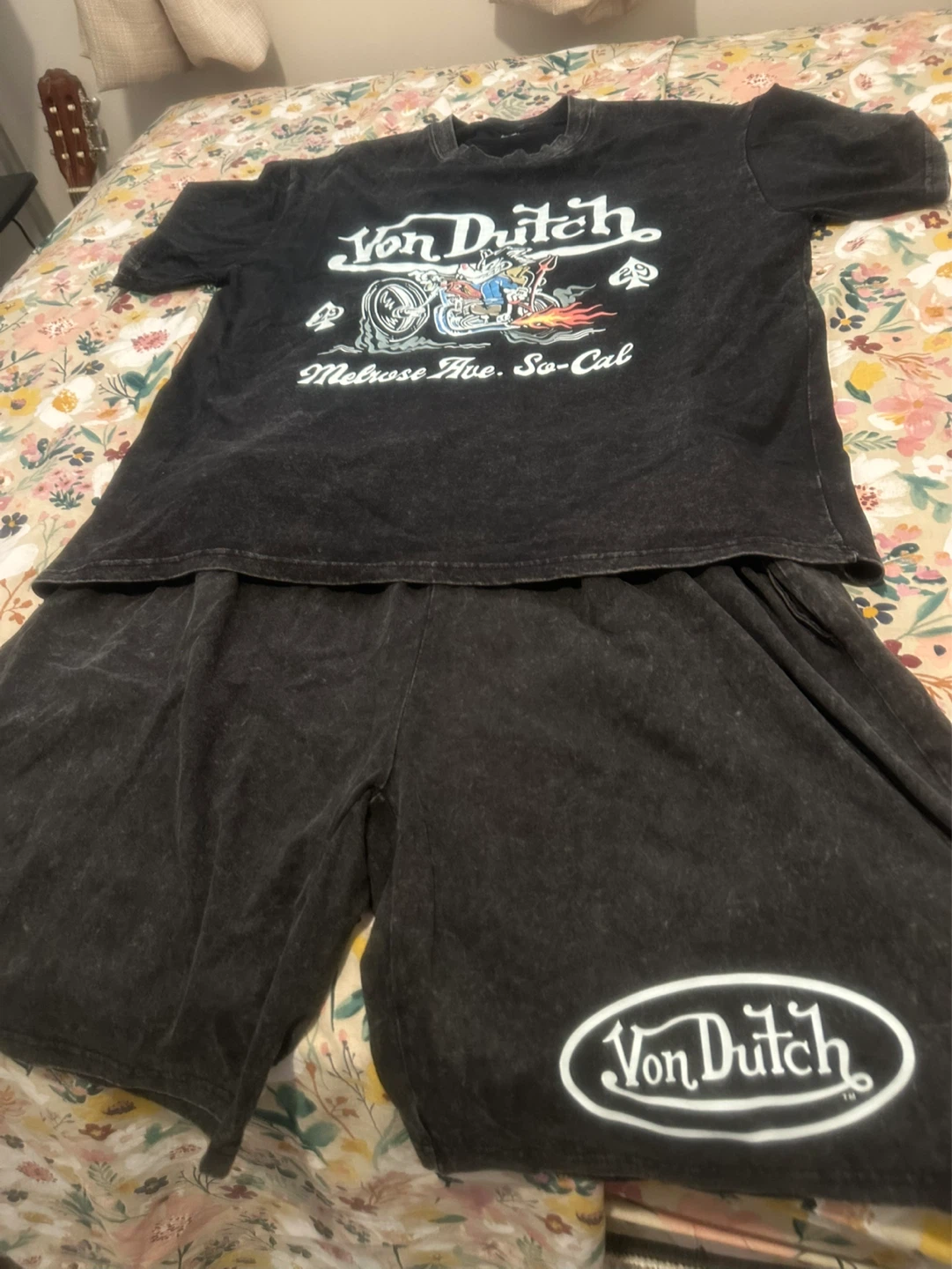 Von Dutch Melrose Ave. So-Cal T-Shirt & Shorts Set - photo 3