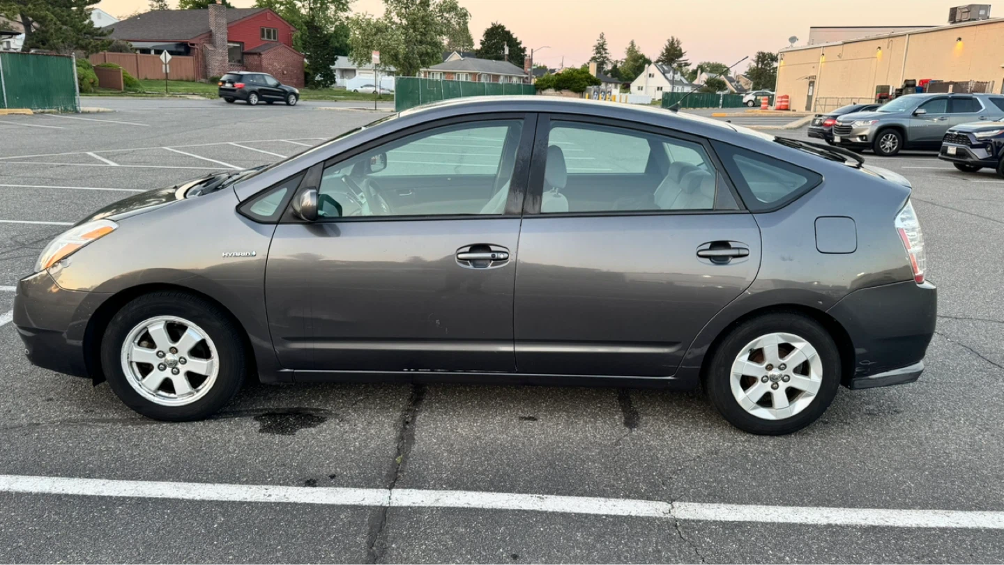 2007 Prius hatchback 4 RD