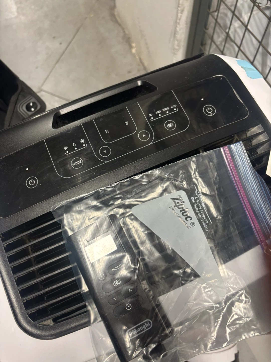 DeLonghi Pinguino Portable Air Conditioner with Remote - photo 4