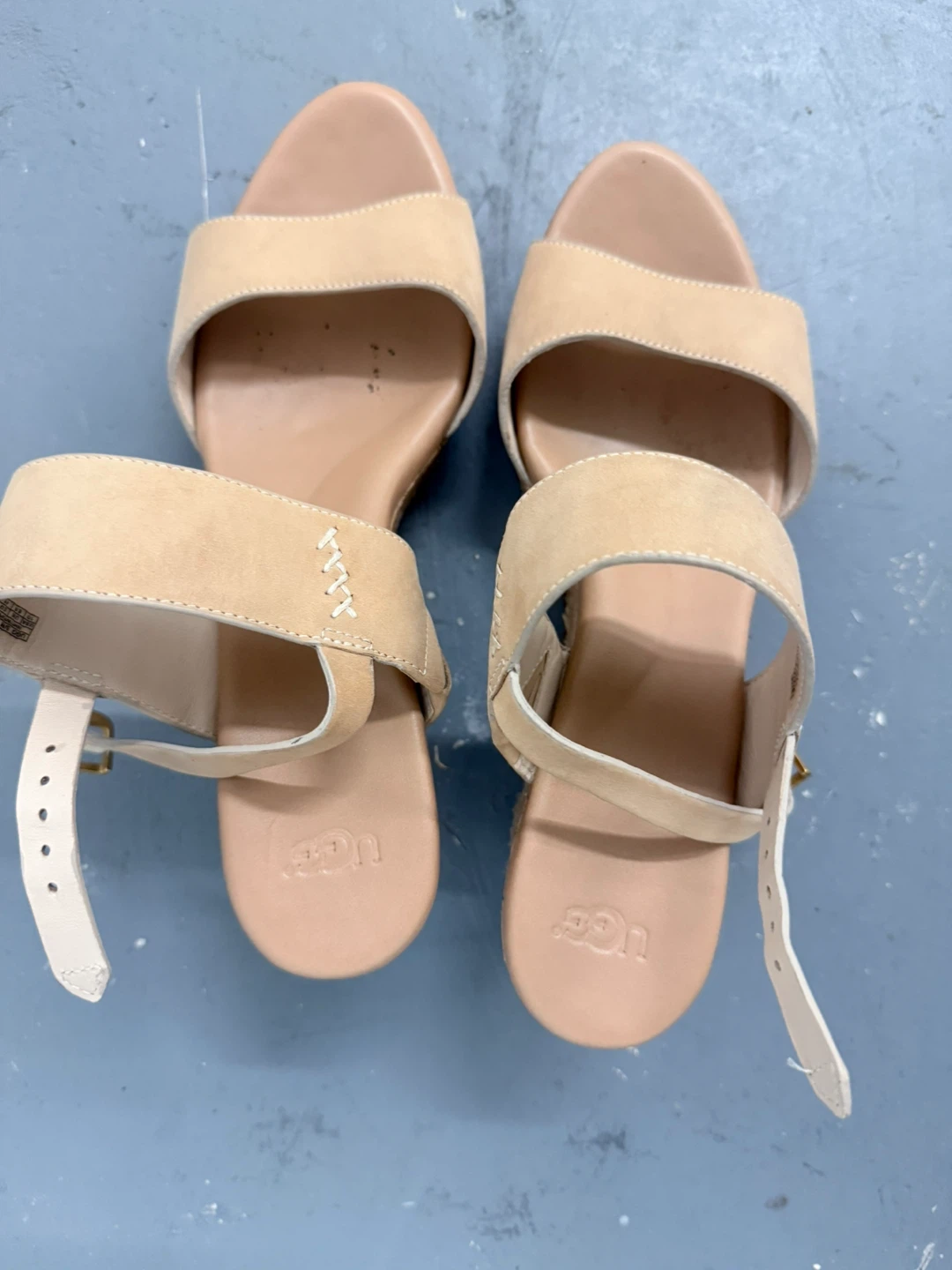 Ugg Wedge Sandals Women's Size 10 Tan Cork Espadrille