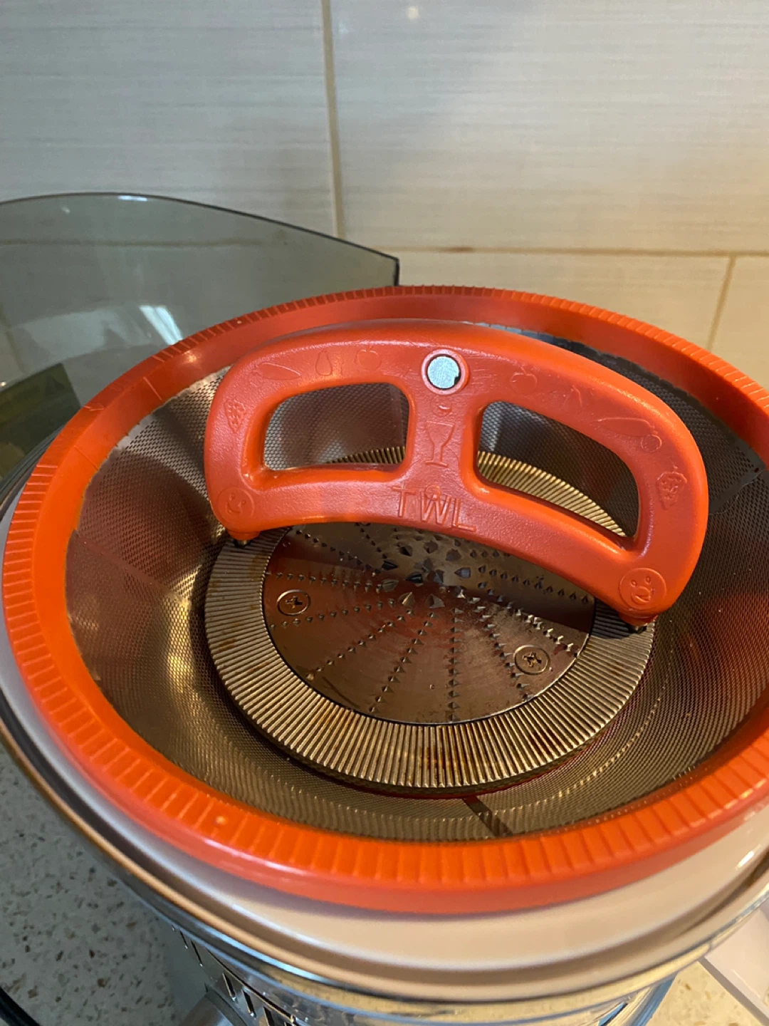 Jack LaLanne's Power Juicer Elite - photo 4