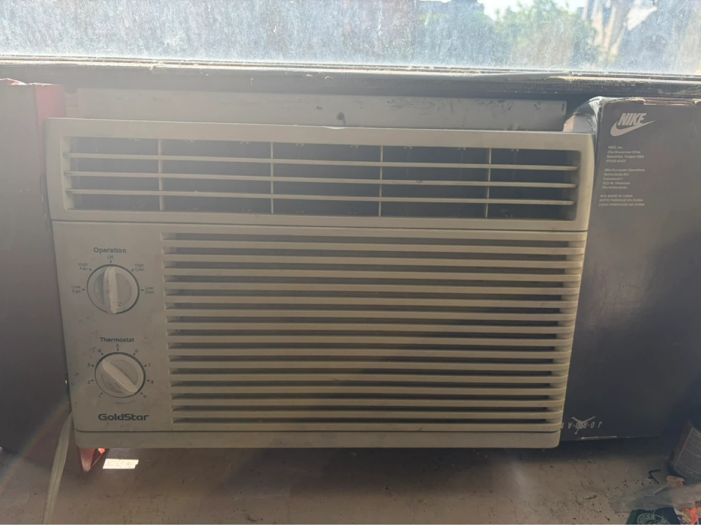 GoldStar Window Air Conditioner - photo 5