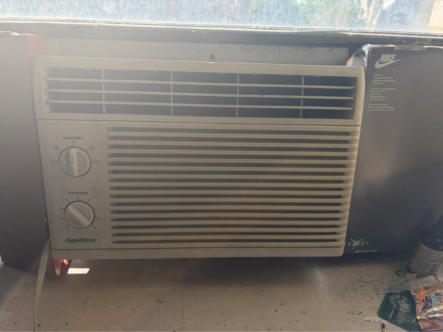 GoldStar Window Air Conditioner - photo 3