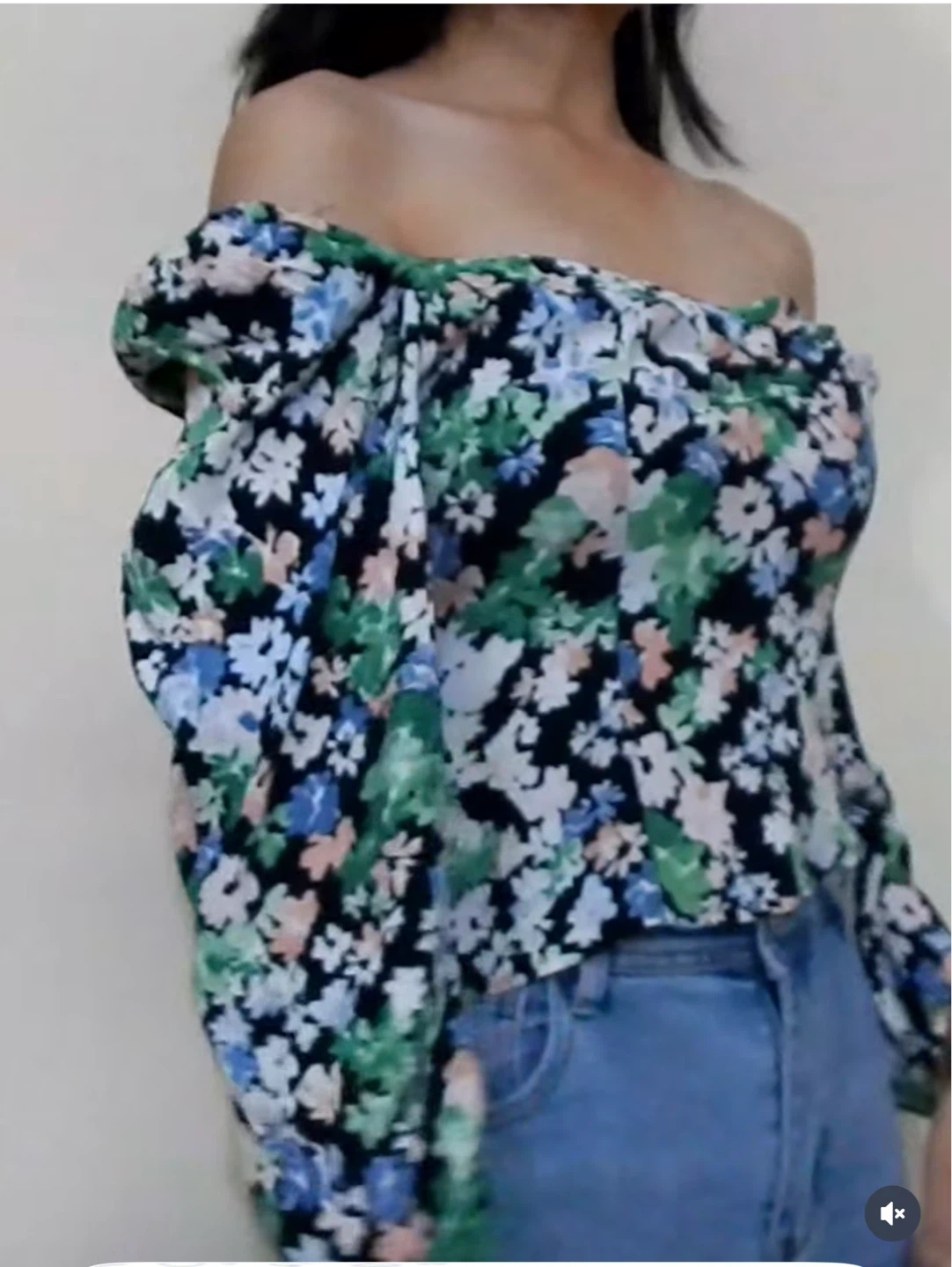 H&M TOP WORN ONCE SIZE XS - photo 3