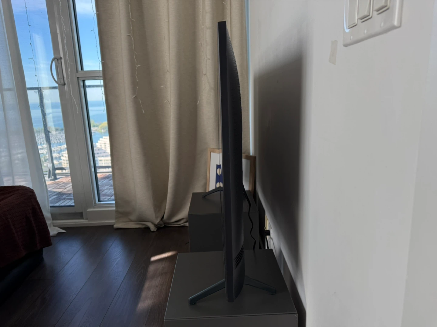 Samsung 50" TU7000 Smart 4K UHD TV - photo 3