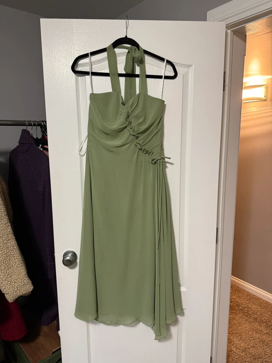 Light Green Halter Neck Ruched Midi Dress