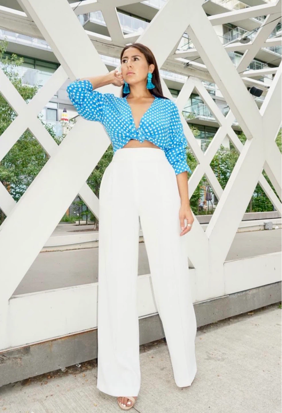 ZARA Blue and white polka dot wrap top SIZE LARGE - photo 2