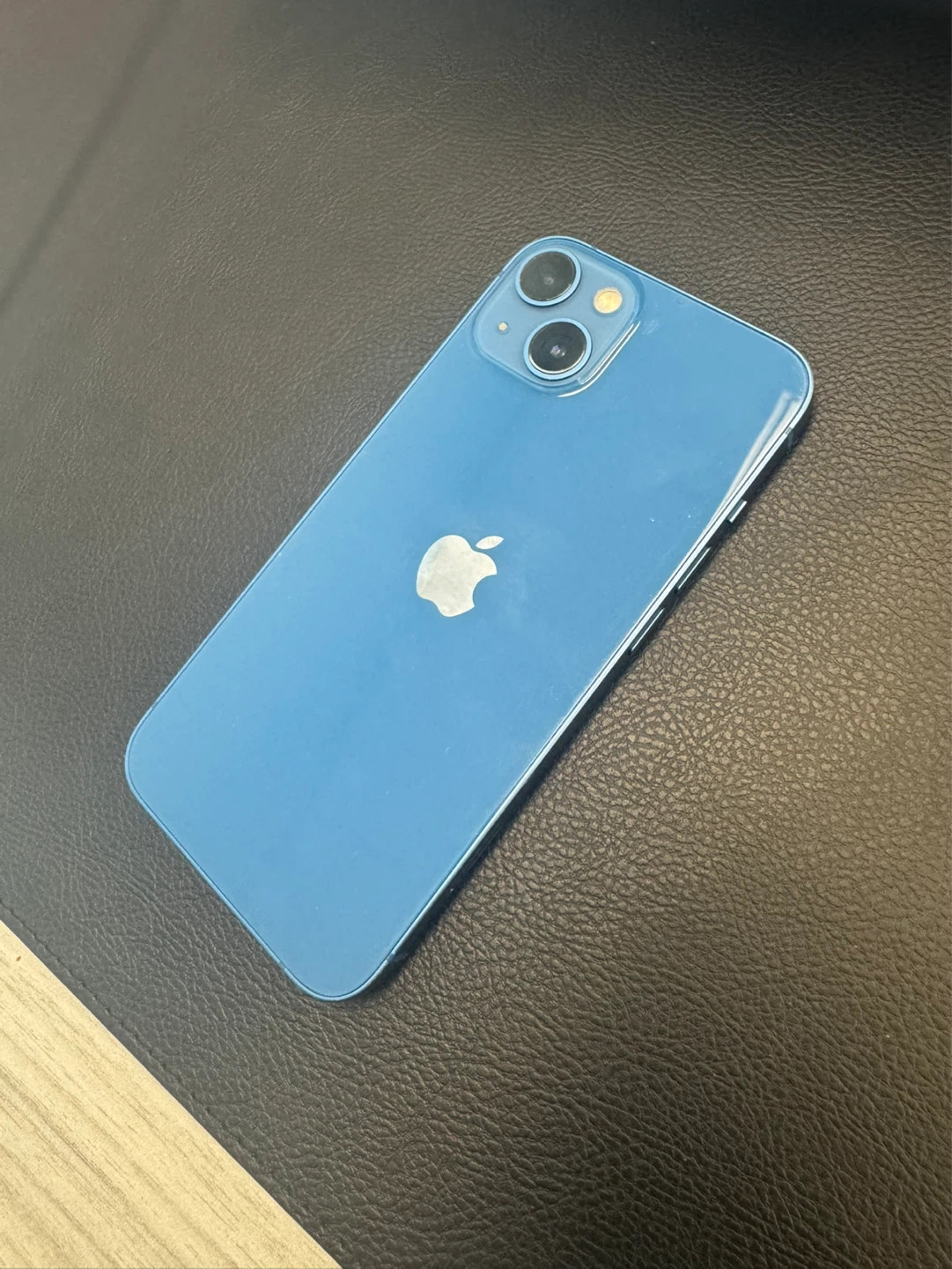 Unlocked iPhone 13 - photo 3