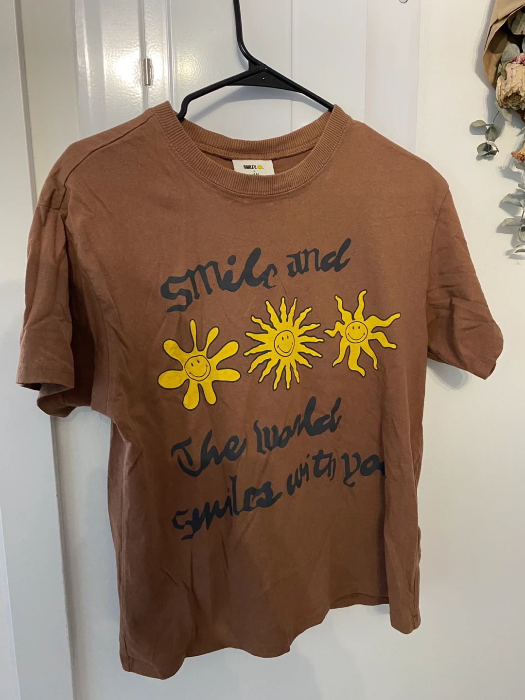 H&M Smiley Graphic T-Shirt - Brown - XS