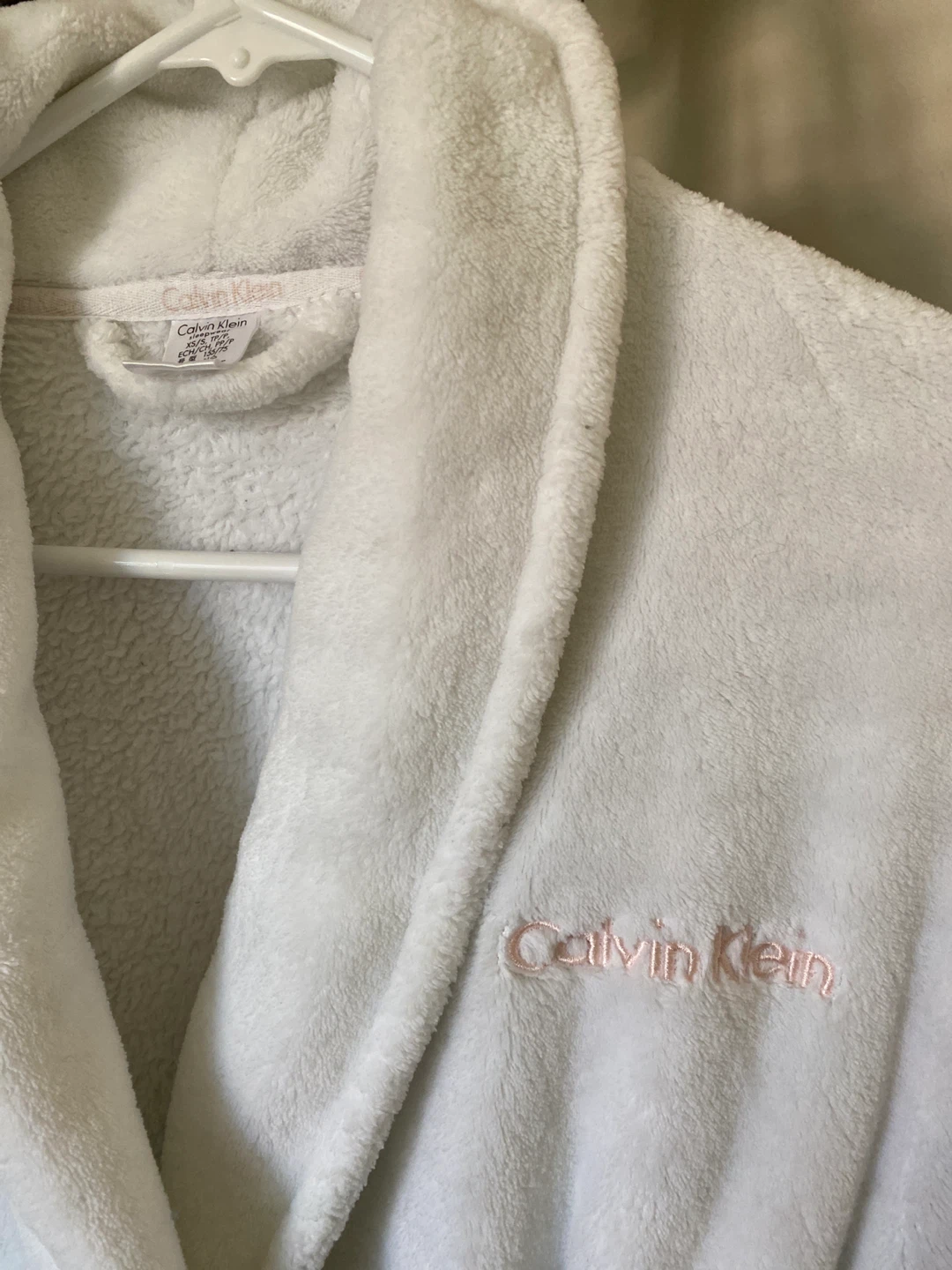 Calvin Klein White Plush Robe - XS/S - photo 2
