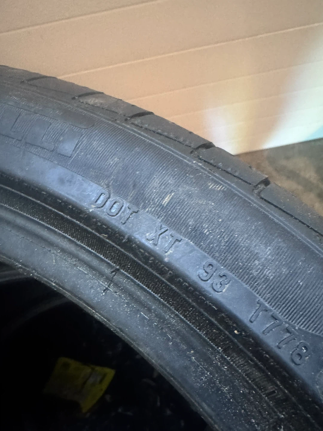 Pirelli P7 Runflat Tires 245/40/19 - photo 4