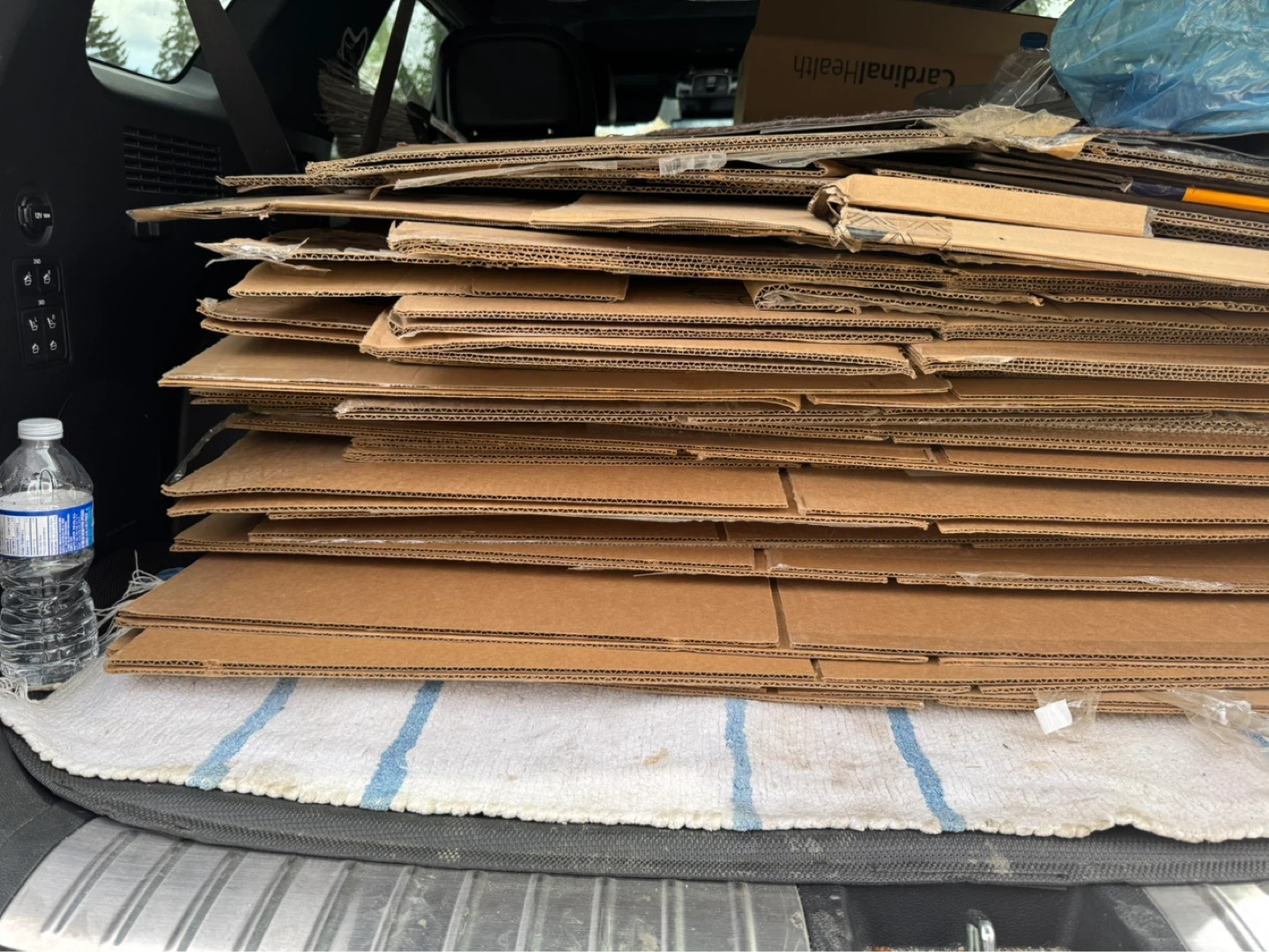 Bundle of Cardboard Moving Boxes - photo 2