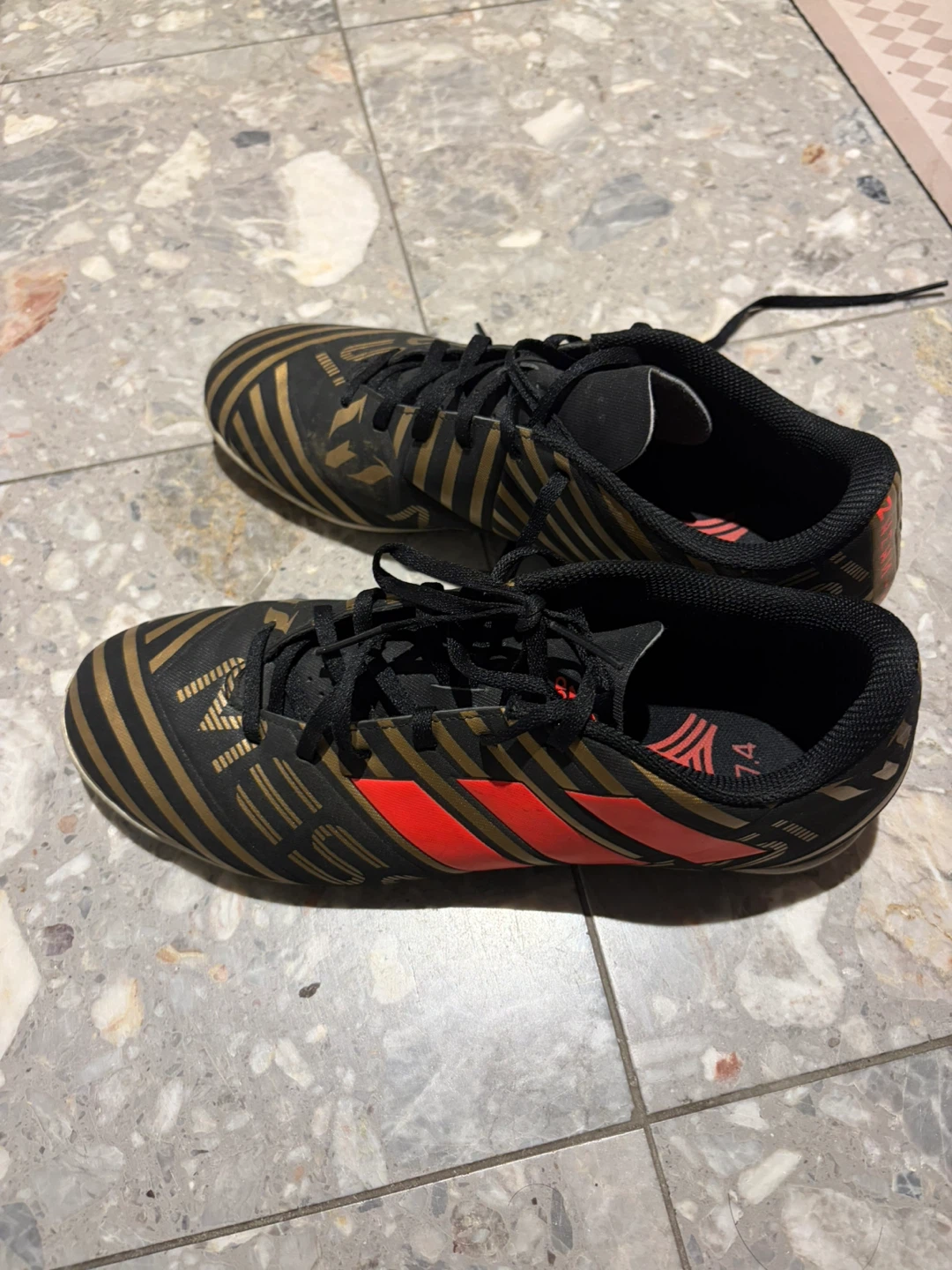 Adidas Nemeziz Messi Soccer Cleats Men Size 9.5