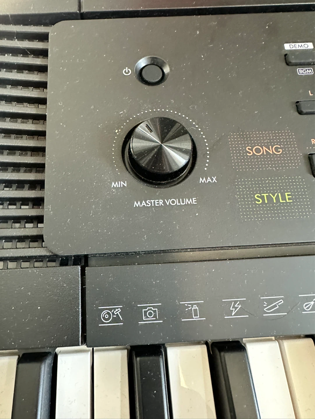 Yamaha keyboard - psr-e283. YPY-280 - photo 4