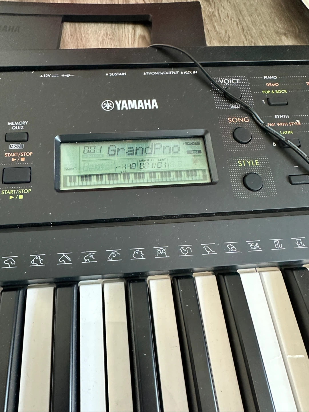 Yamaha keyboard - psr-e283. YPY-280 - photo 3
