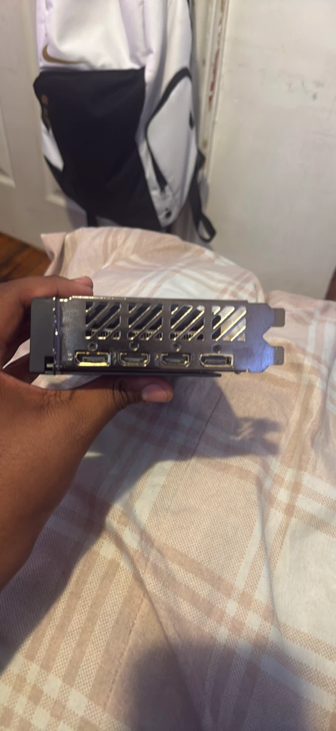 Gigabyte GeForce RTX 4060 Graphics Card - photo 5