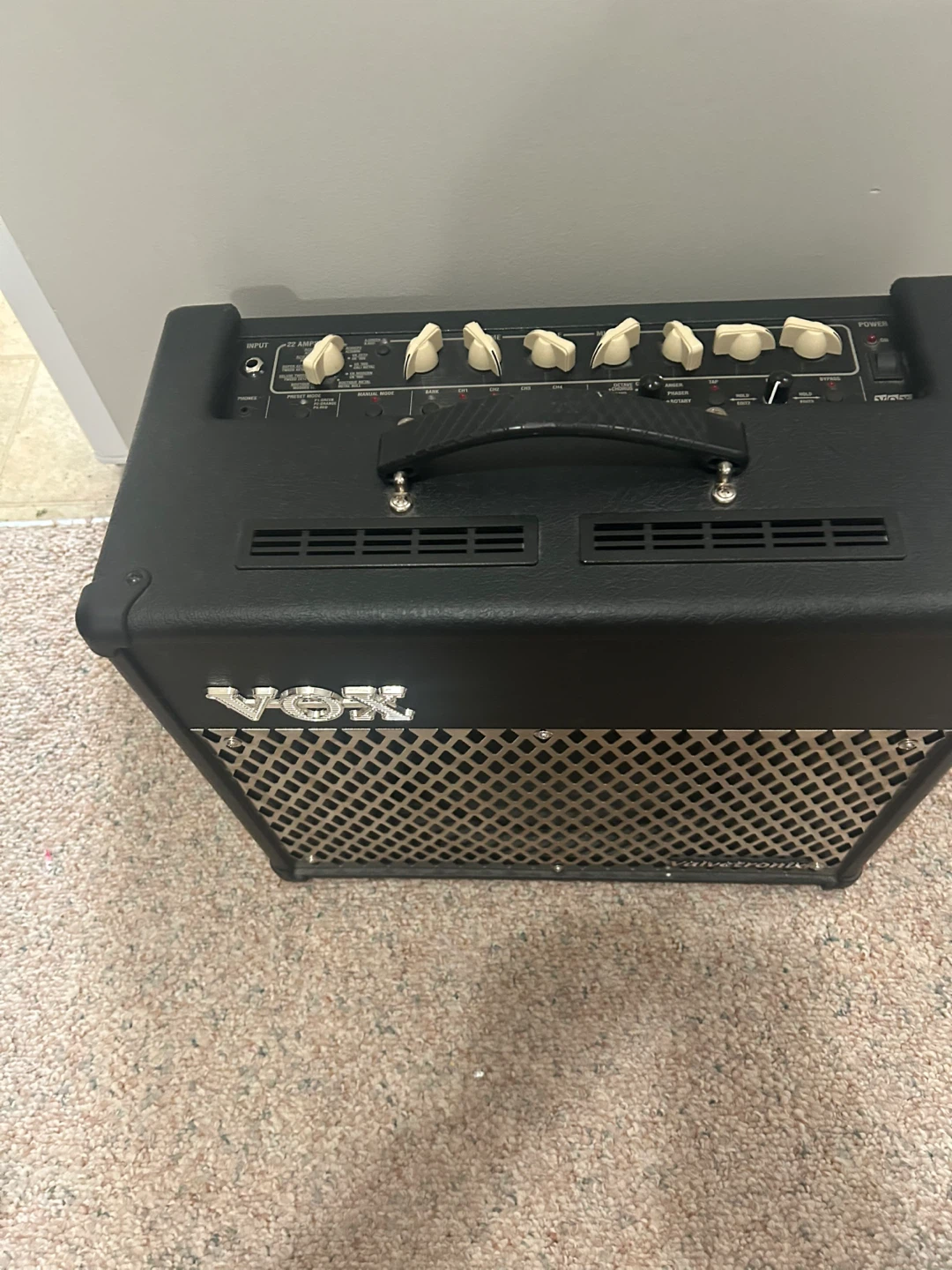 VOX VT30 Guitar Amp - photo 3