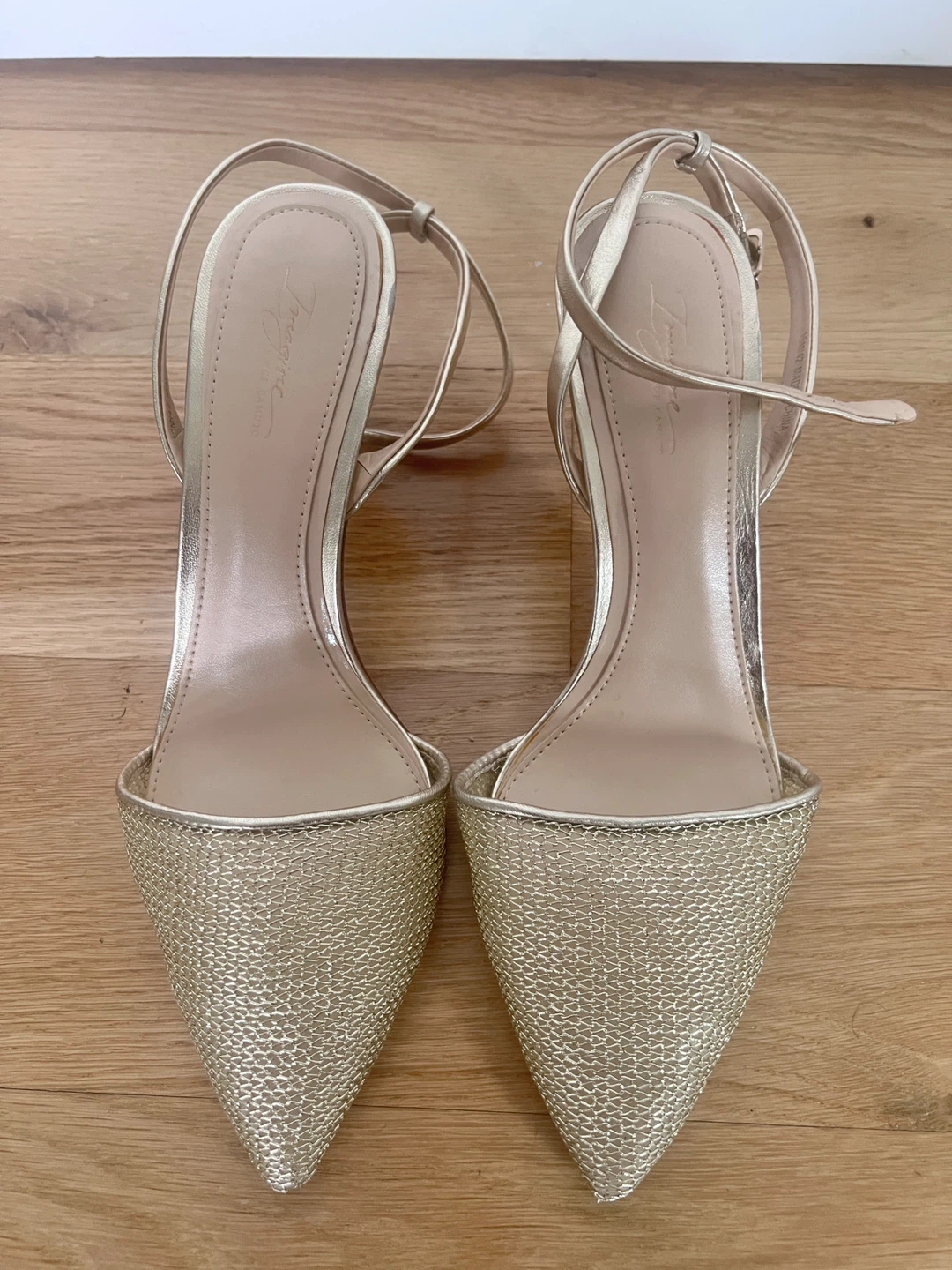 Vince Camuto "Imagine" Gold Mesh Pointed Toe Heels - Size 10M/42