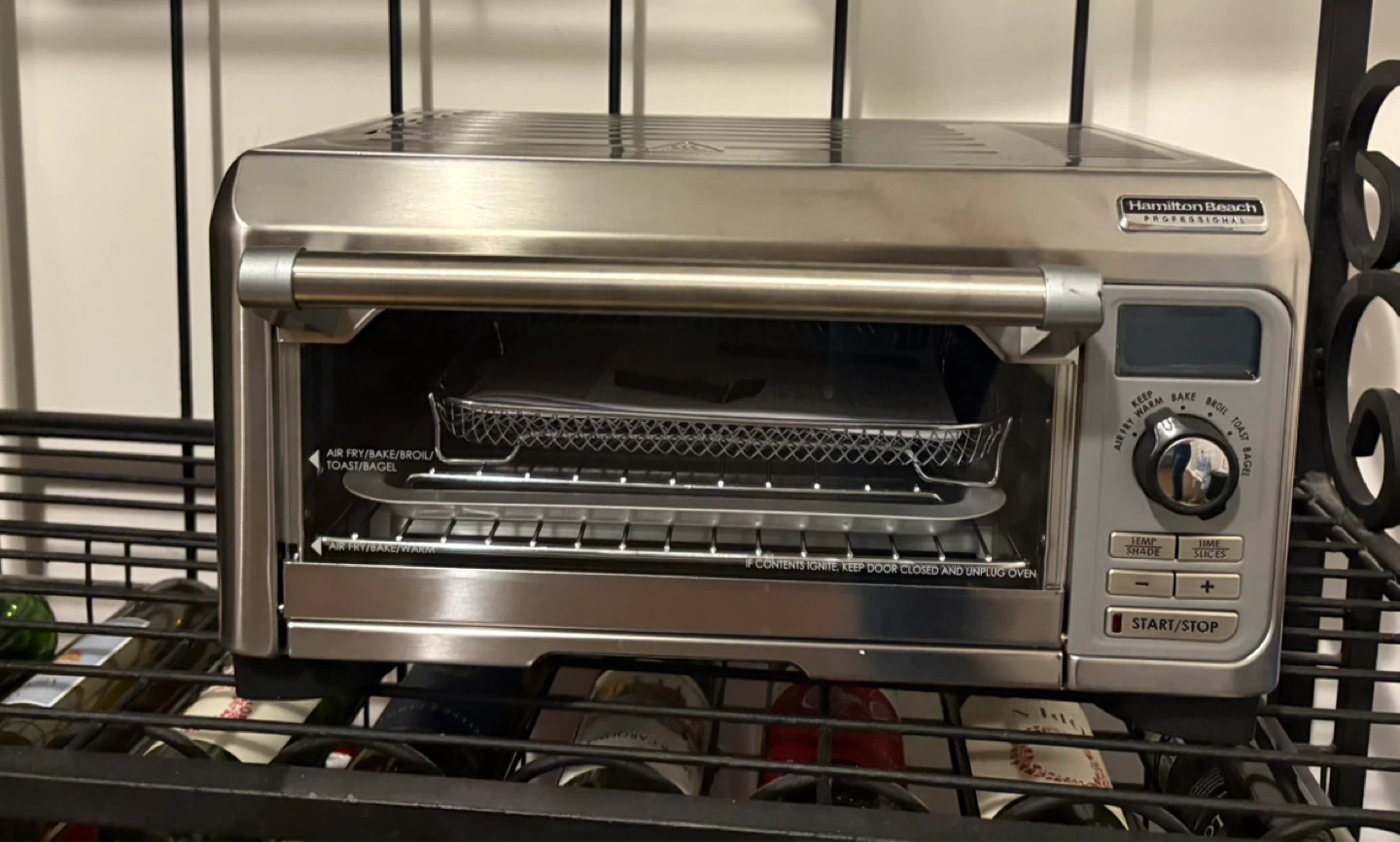 Hamilton Beach Professional Air Fryer Toaster Oven - photo 3