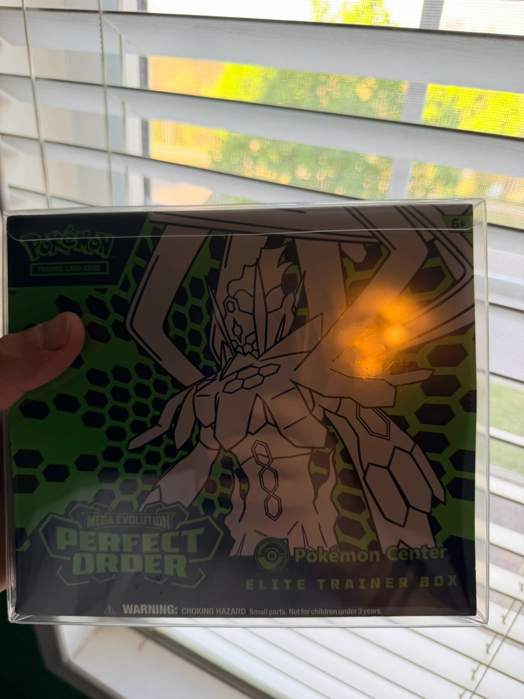 Pokemon Center Mega Evolution Perfect Order Elite Trainer Box