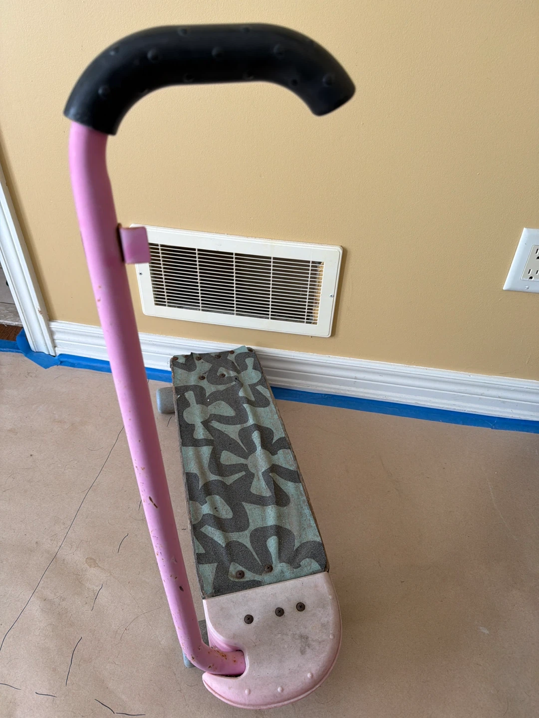 Kids Scooter with Wide Deck - photo 2