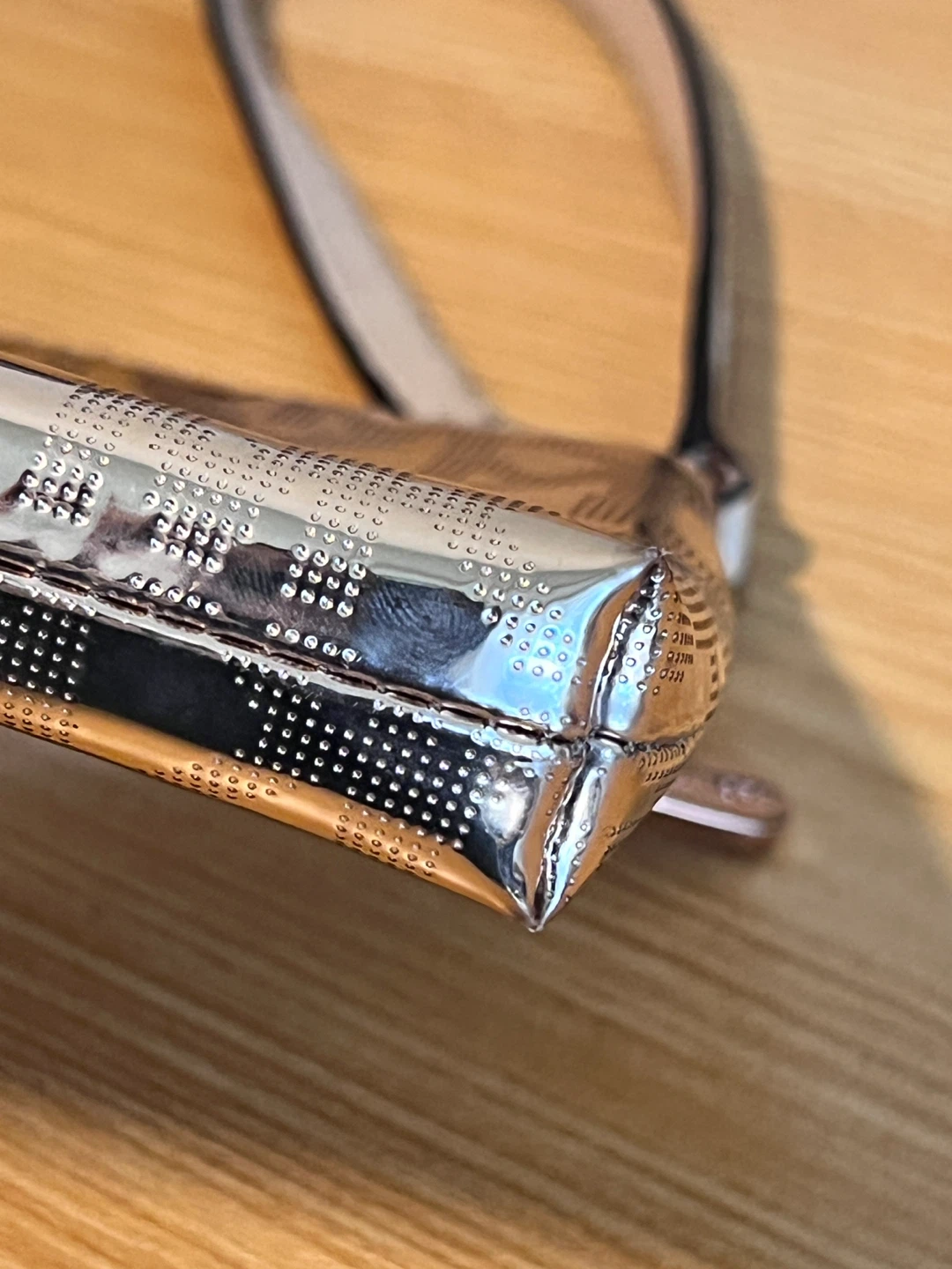 Michael Kors Wristlet in Metallic Gold - photo 5