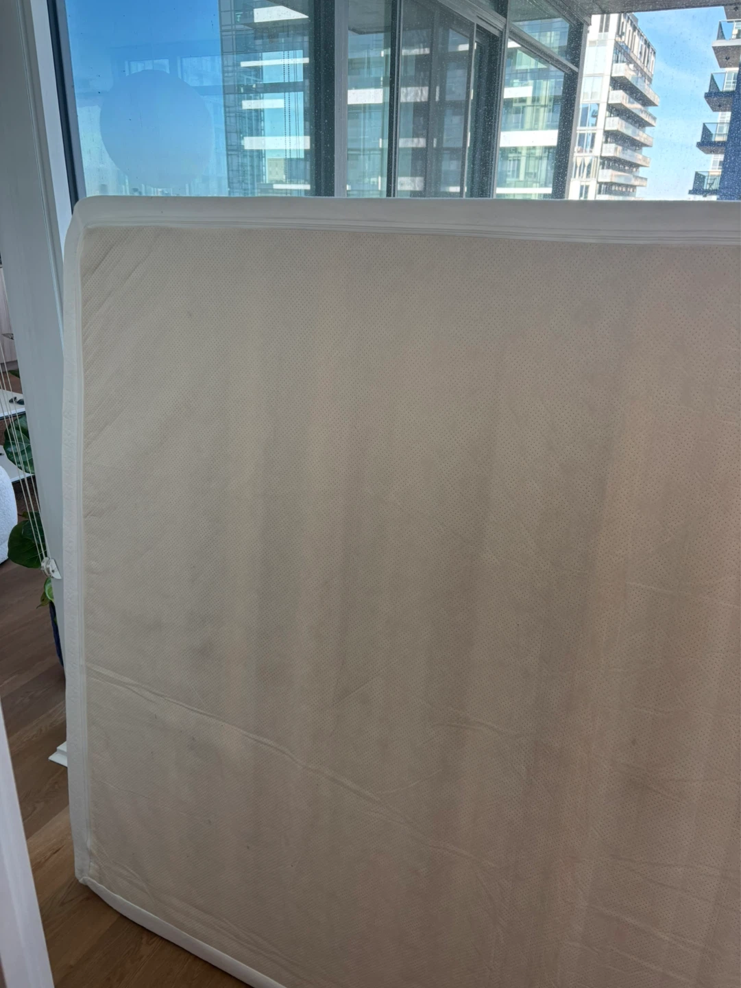 Memory foam queen size mattress - photo 2