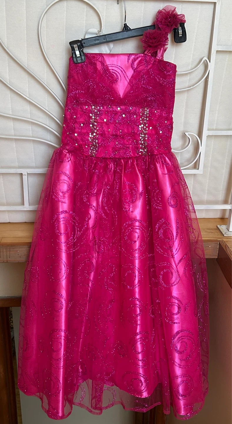 Girls Pink Sparkly Formal Dress