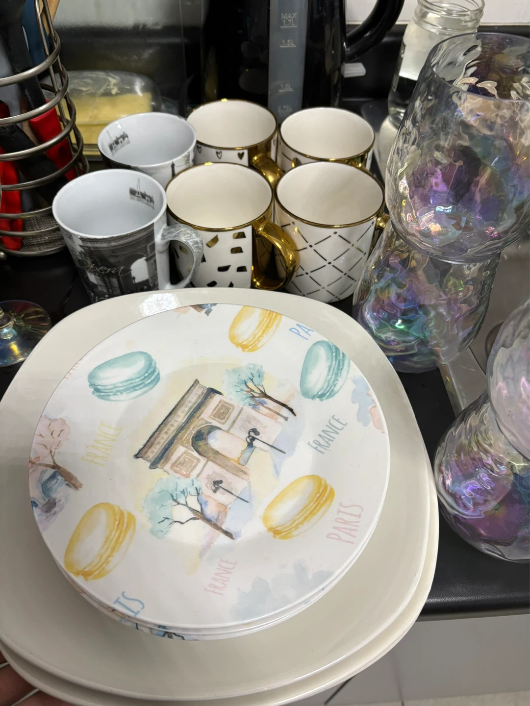 Iridescent Wine Glasses and Paris Themed Plates Set