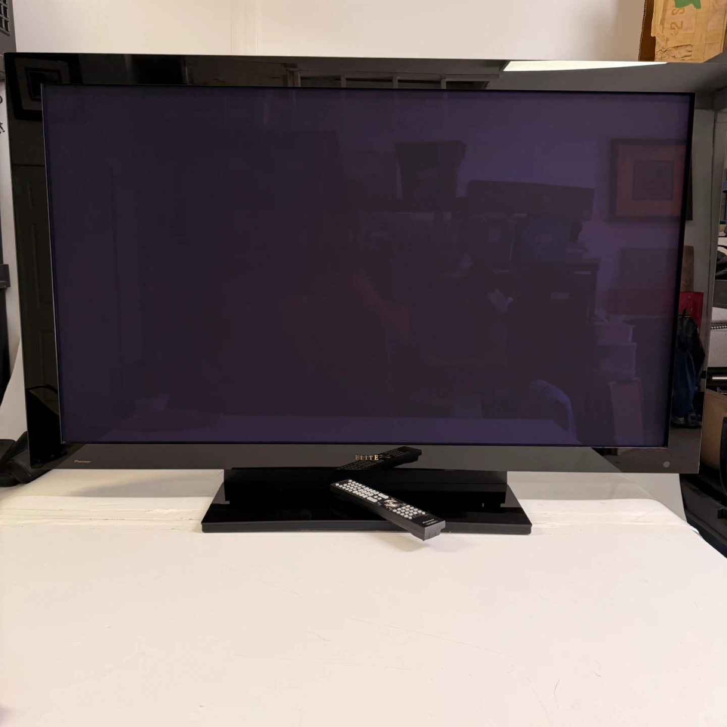 Pioneer Elite KURO PRO-111FD 50” Plasma HDTV w Remote/rare