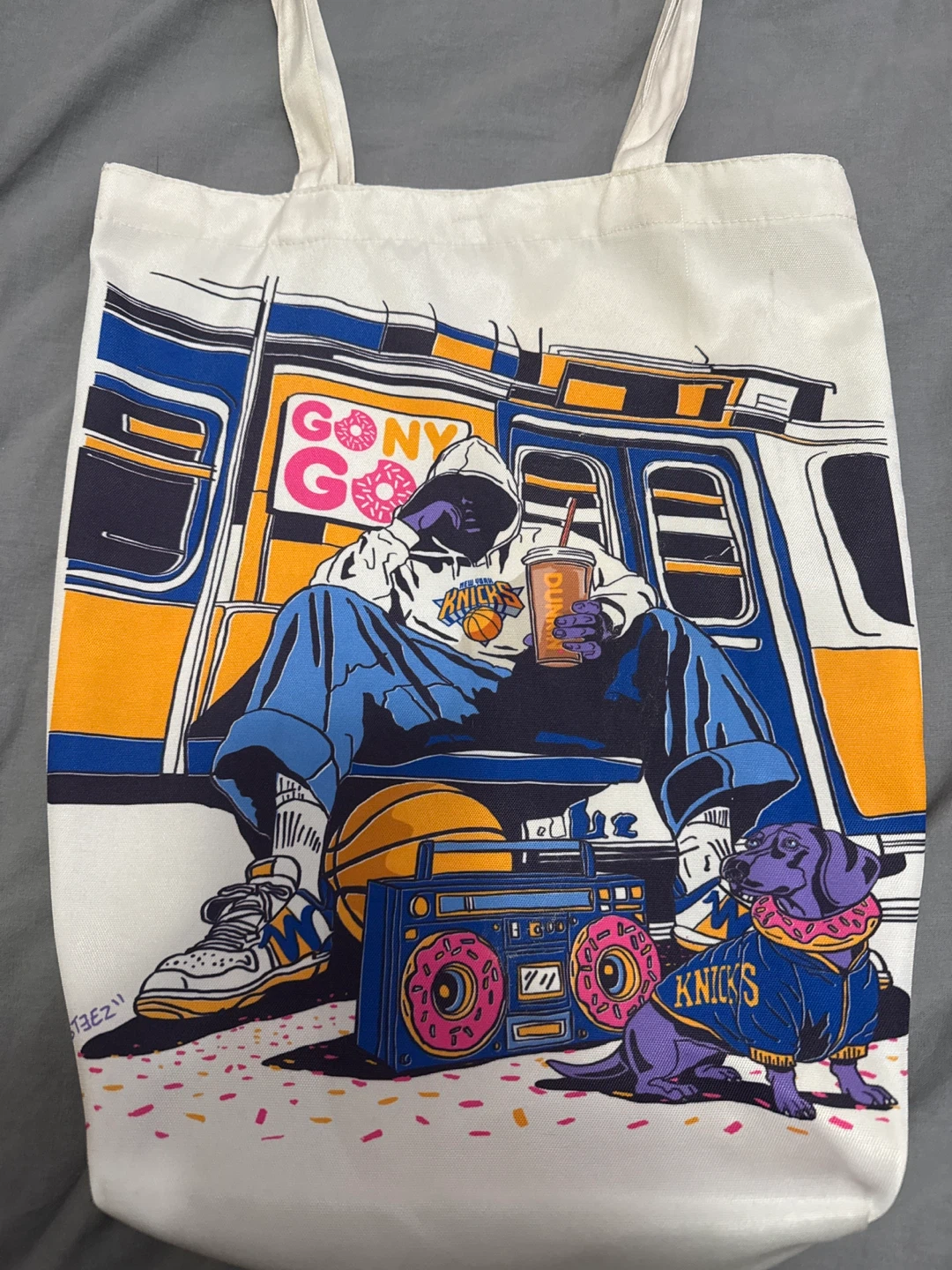 Graphic Print Canvas Knicks Tote Bag