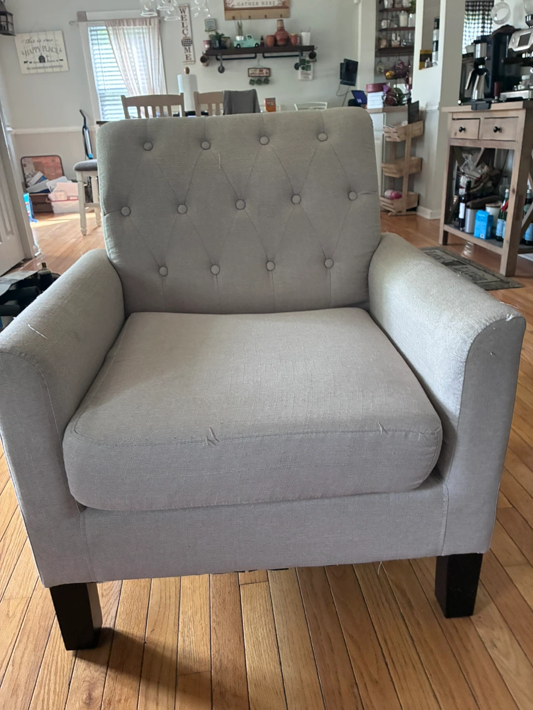 Tufted Accent Chair - Light Gray - photo 2