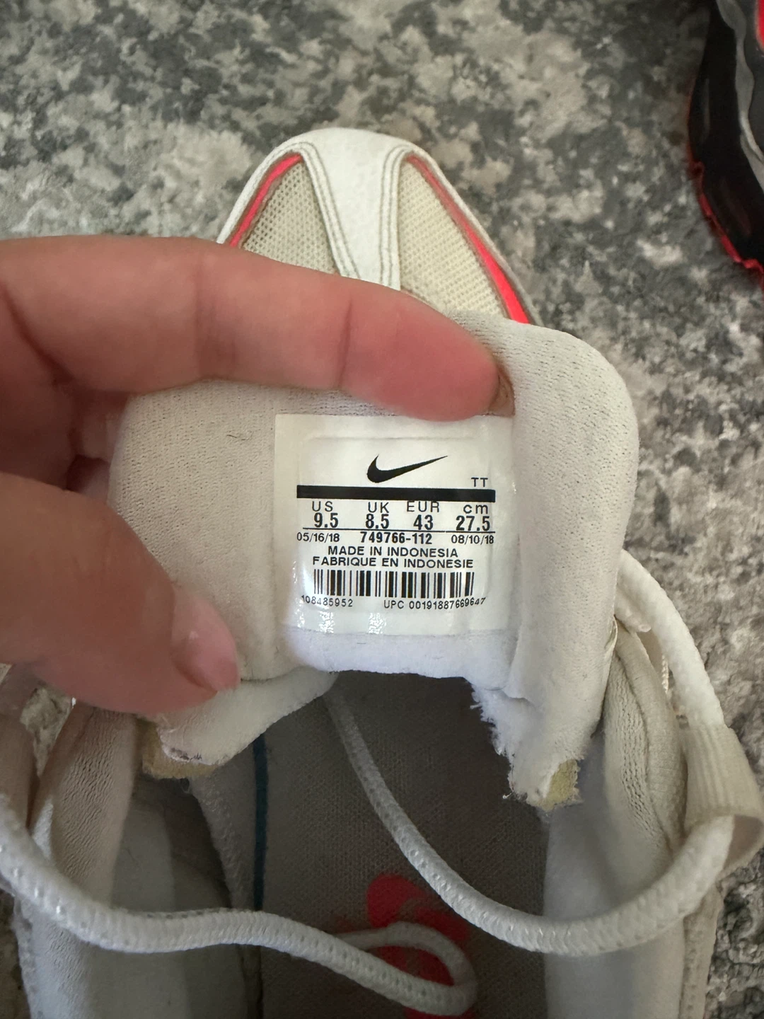 Nike Air Max 95 Men's Running Shoes White/Grey/Red Size 9.5 - photo 2