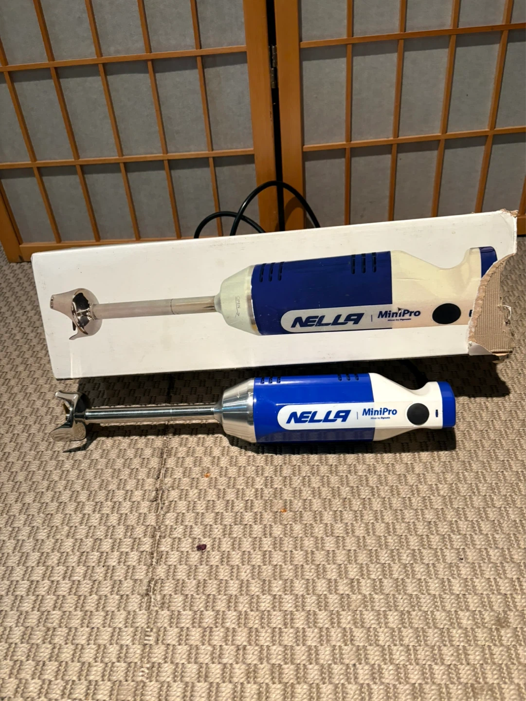 Edit: with blades! NELLA MiniPro Immersion Blender