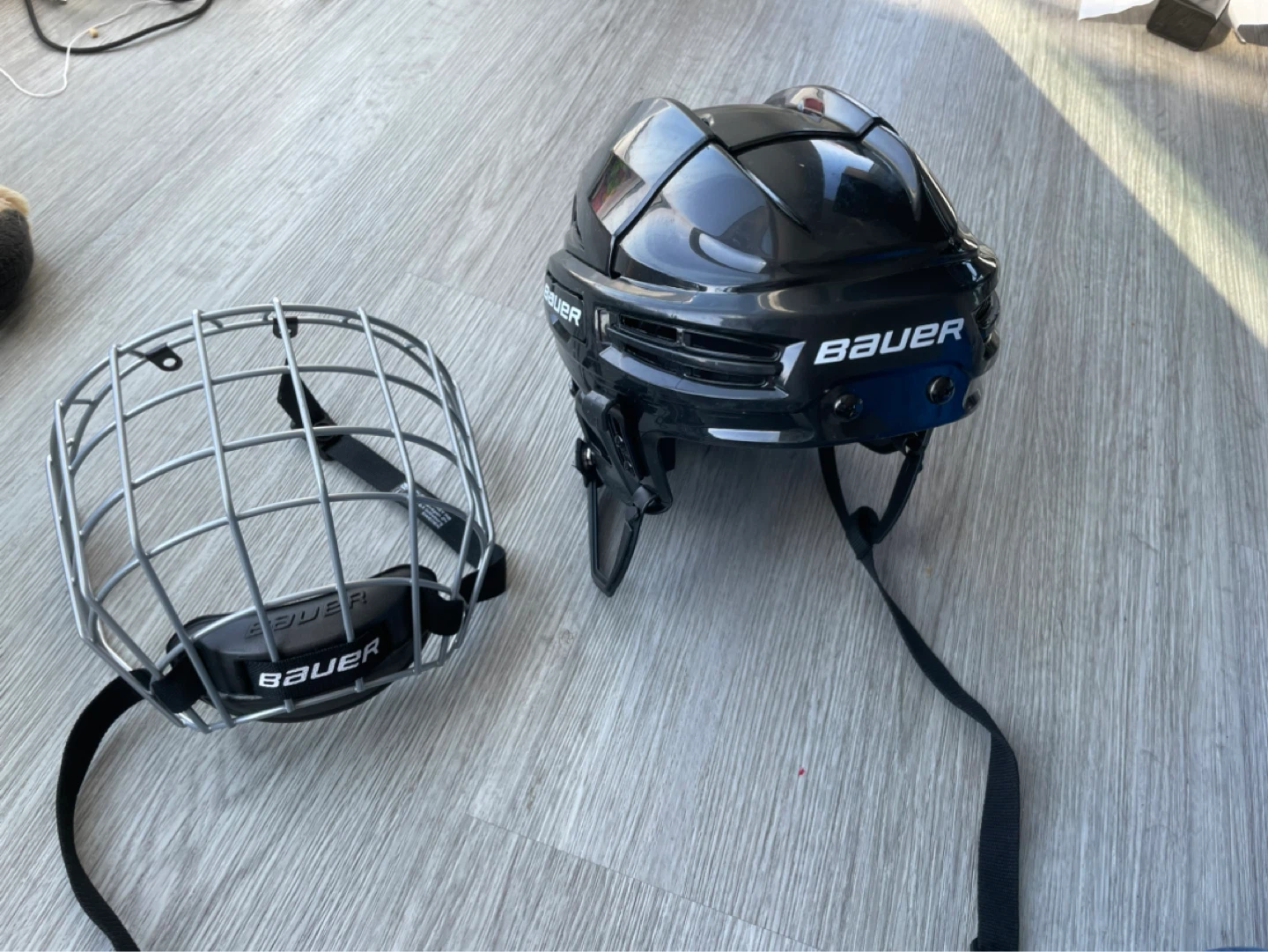2 Bauer Hockey Helmet with Cage - photo 2
