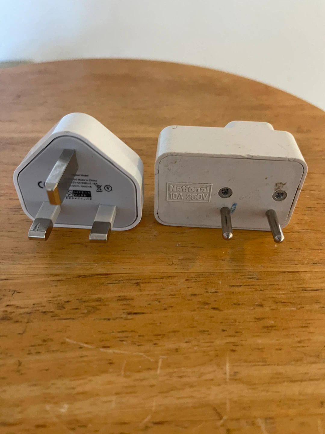 Apple USB Power Adapter & Travel Adapter