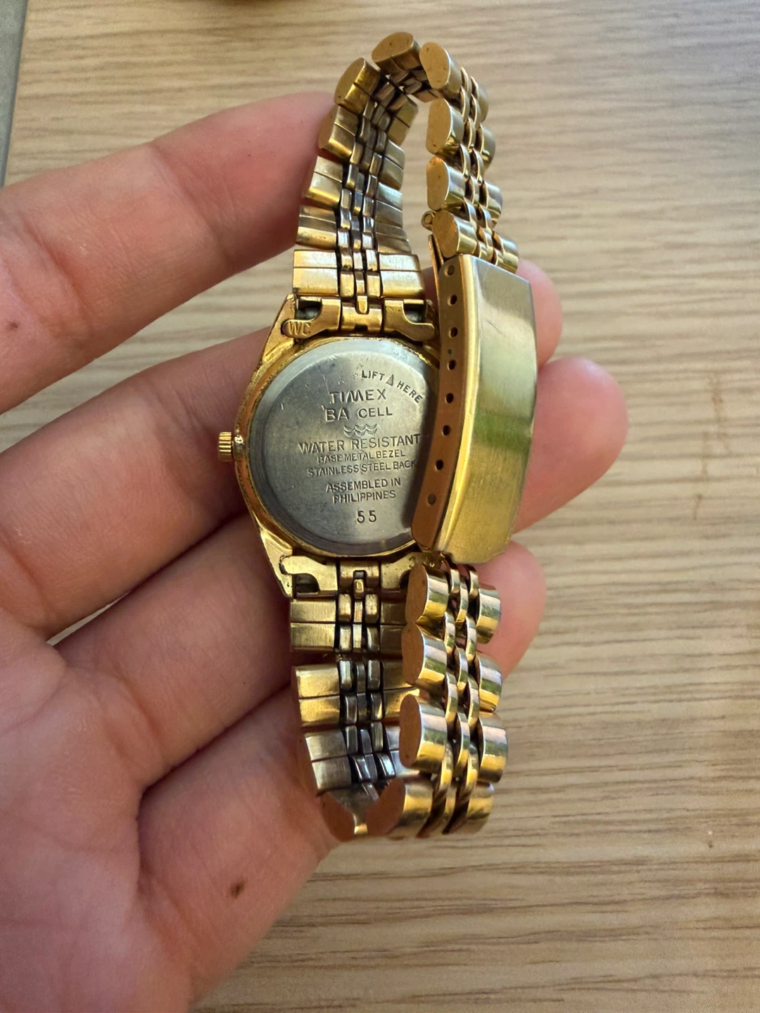 Timex Women's Gold Tone Quartz Watch - photo 2
