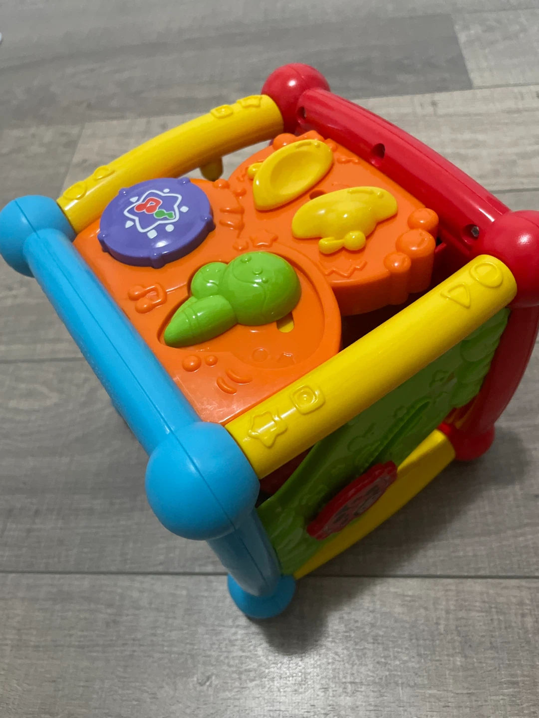 VTech Busy Learners Activity Cube - photo 2