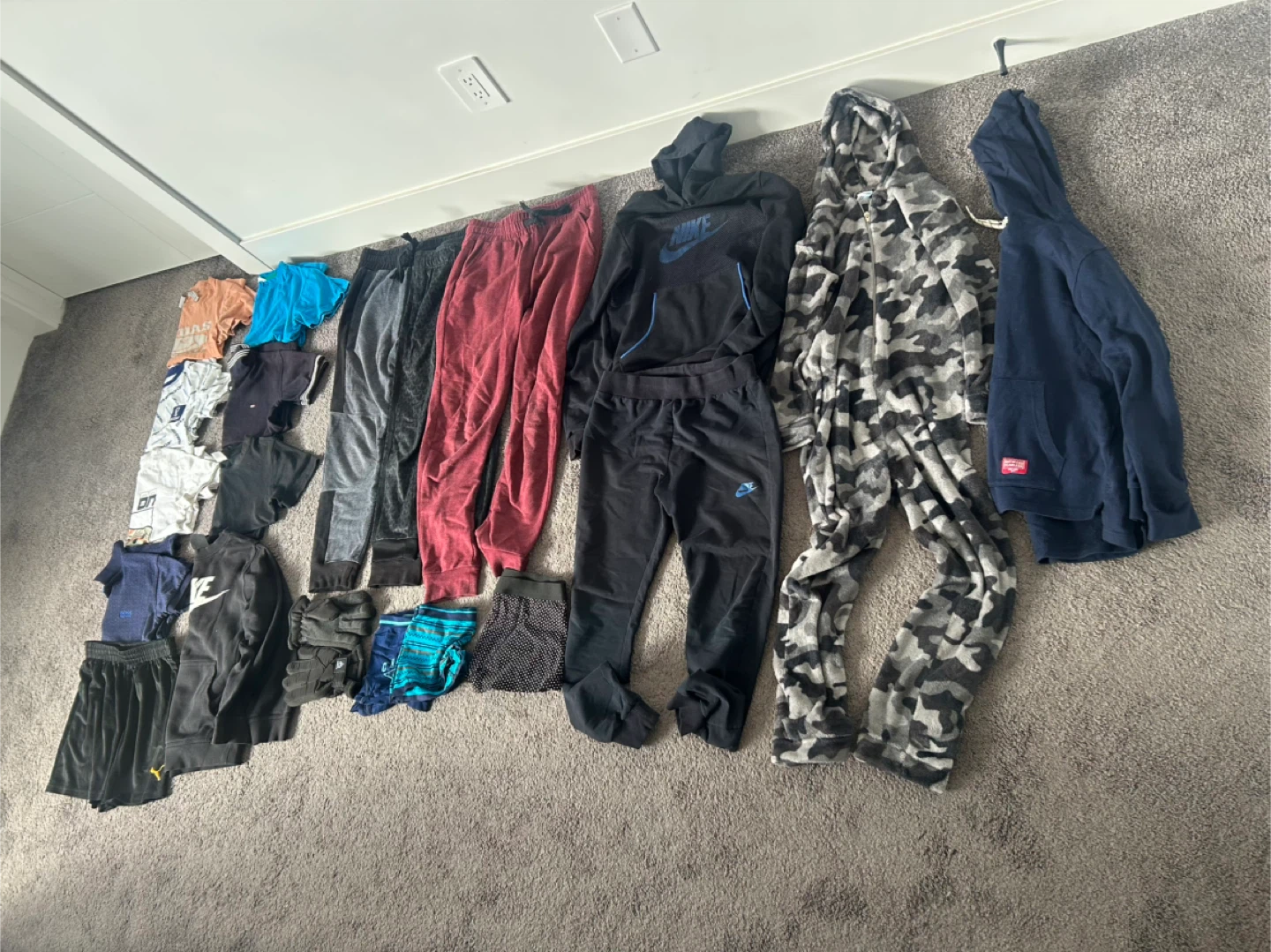 Kids' Clothing